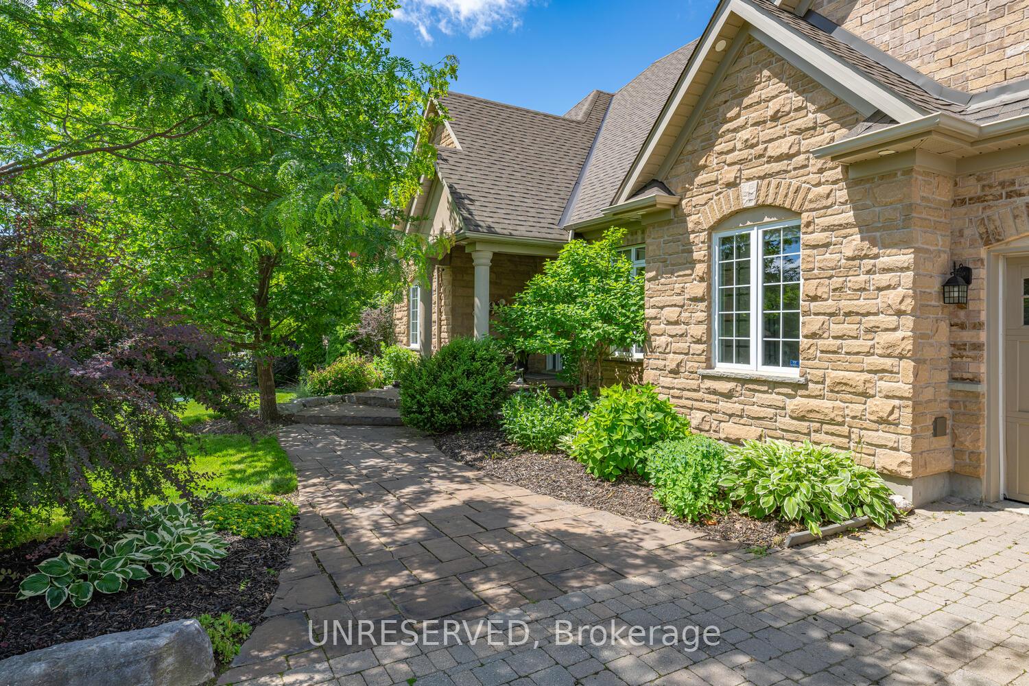 Photo 3 of 44 Leenders Lane, Erin — HOMEH