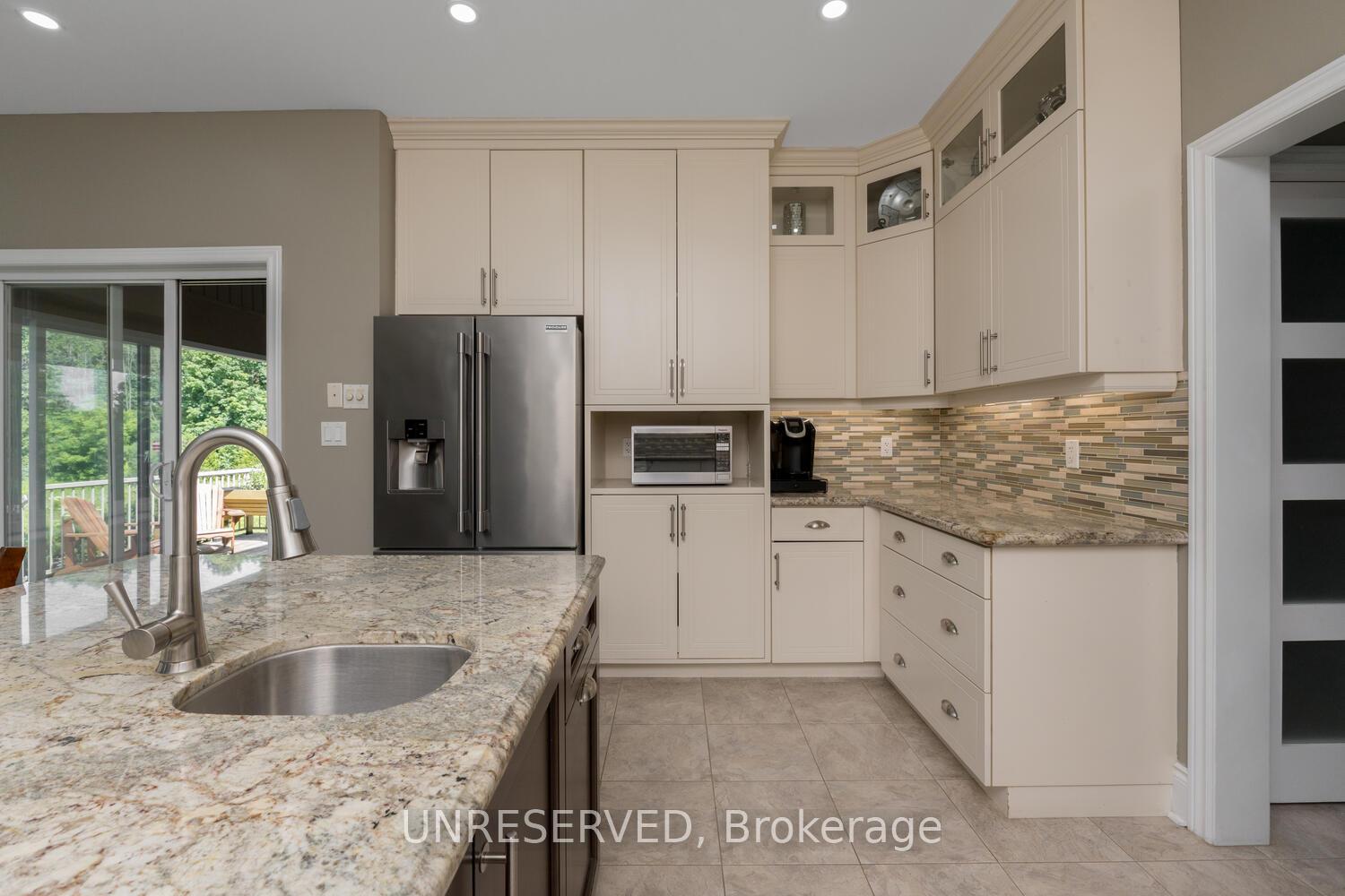 Photo 12 of 44 Leenders Lane, Erin — HOMEH