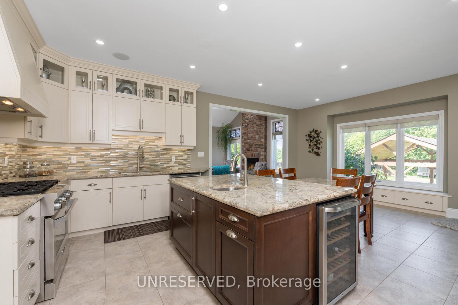 Photo 13 of 44 Leenders Lane, Erin — HOMEH