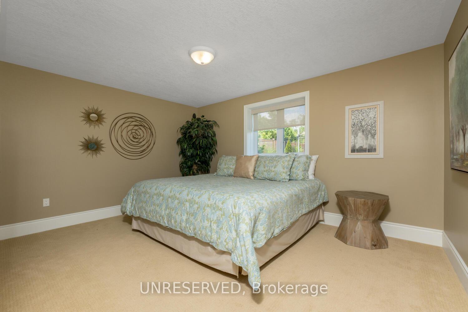 Photo 23 of 44 Leenders Lane, Erin — HOMEH