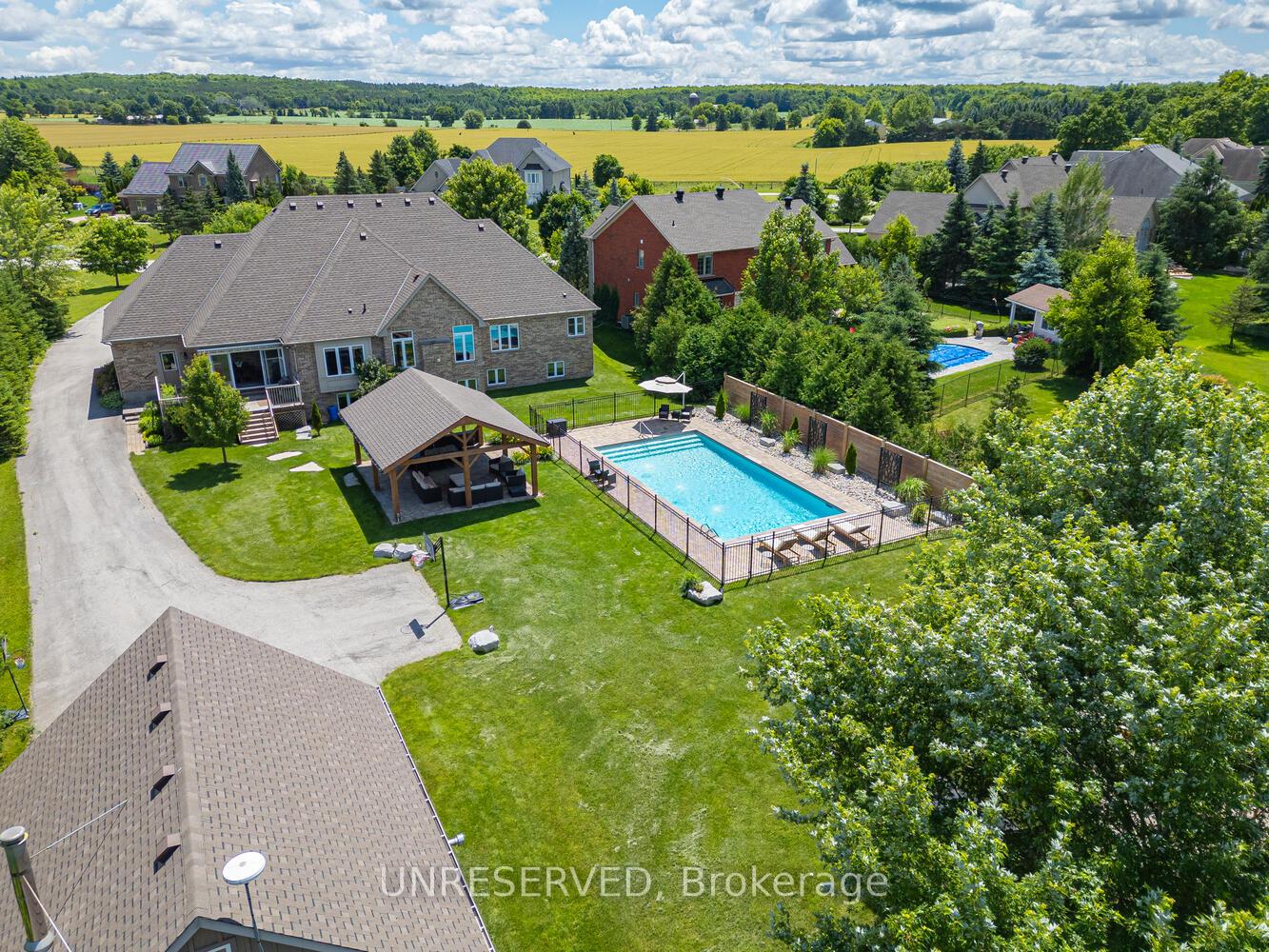 Photo 32 of 44 Leenders Lane, Erin — HOMEH