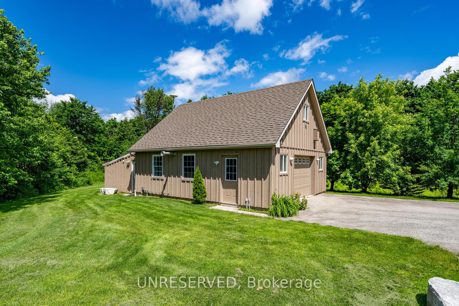 Photo 36 of 44 Leenders Lane, Erin — HOMEH