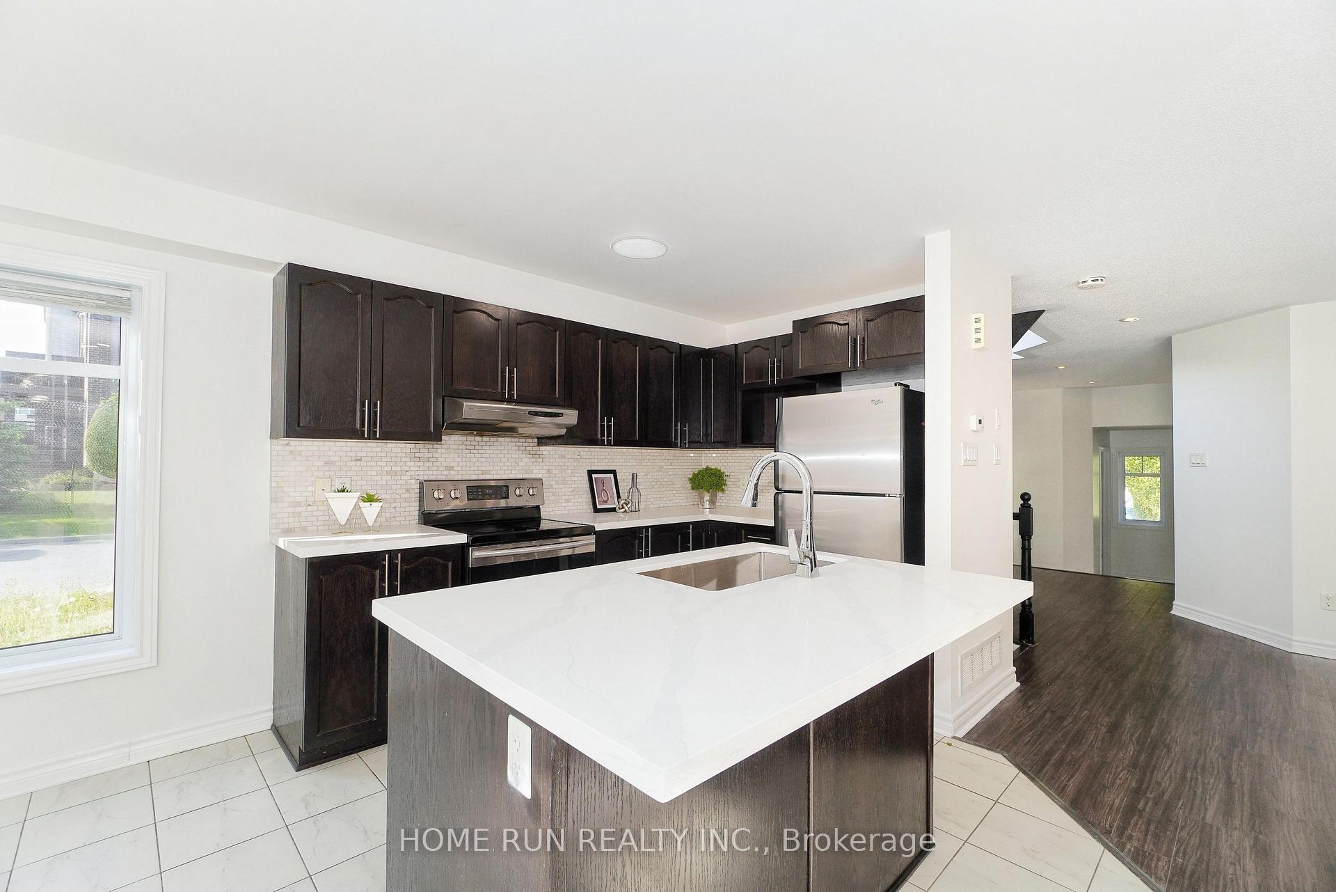 Photo 13 of 418 Silverstone Way, Ottawa, Barrhaven - Strandherd — HOMEH