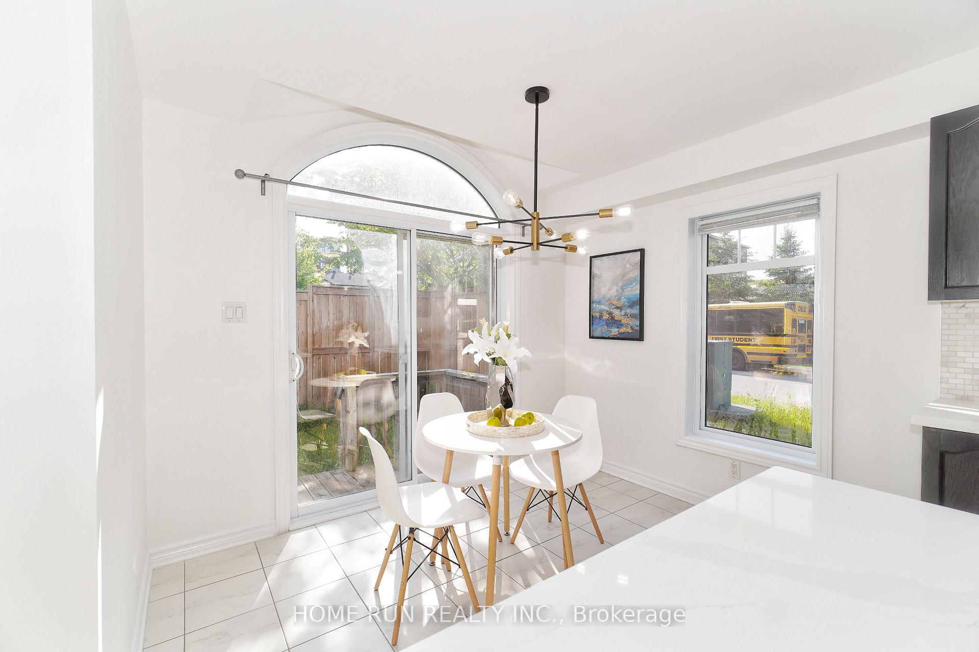 Photo 18 of 418 Silverstone Way, Ottawa, Barrhaven - Strandherd — HOMEH
