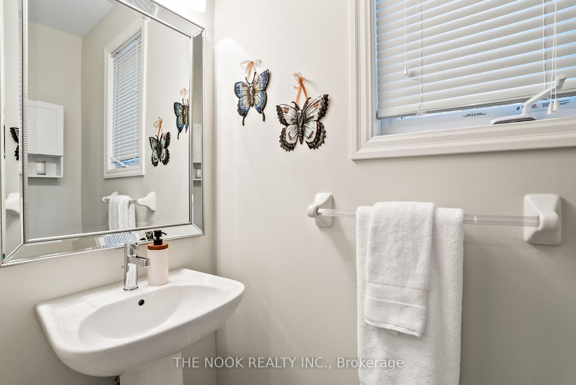 Photo 12 of 15 Purdy Place, Clarington, Bowmanville — HOMEH