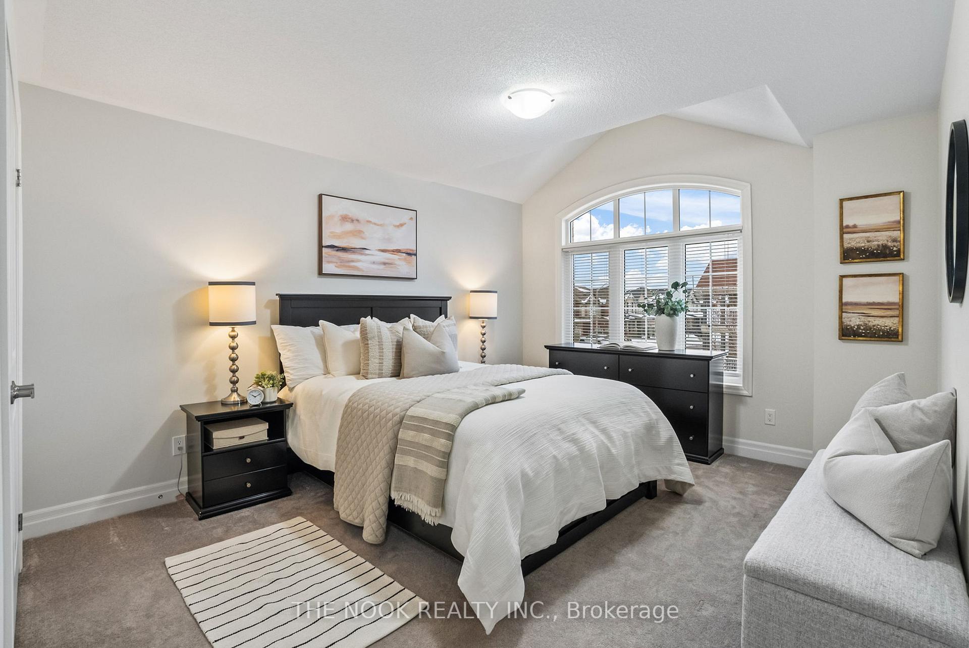 Photo 16 of 15 Purdy Place, Clarington, Bowmanville — HOMEH