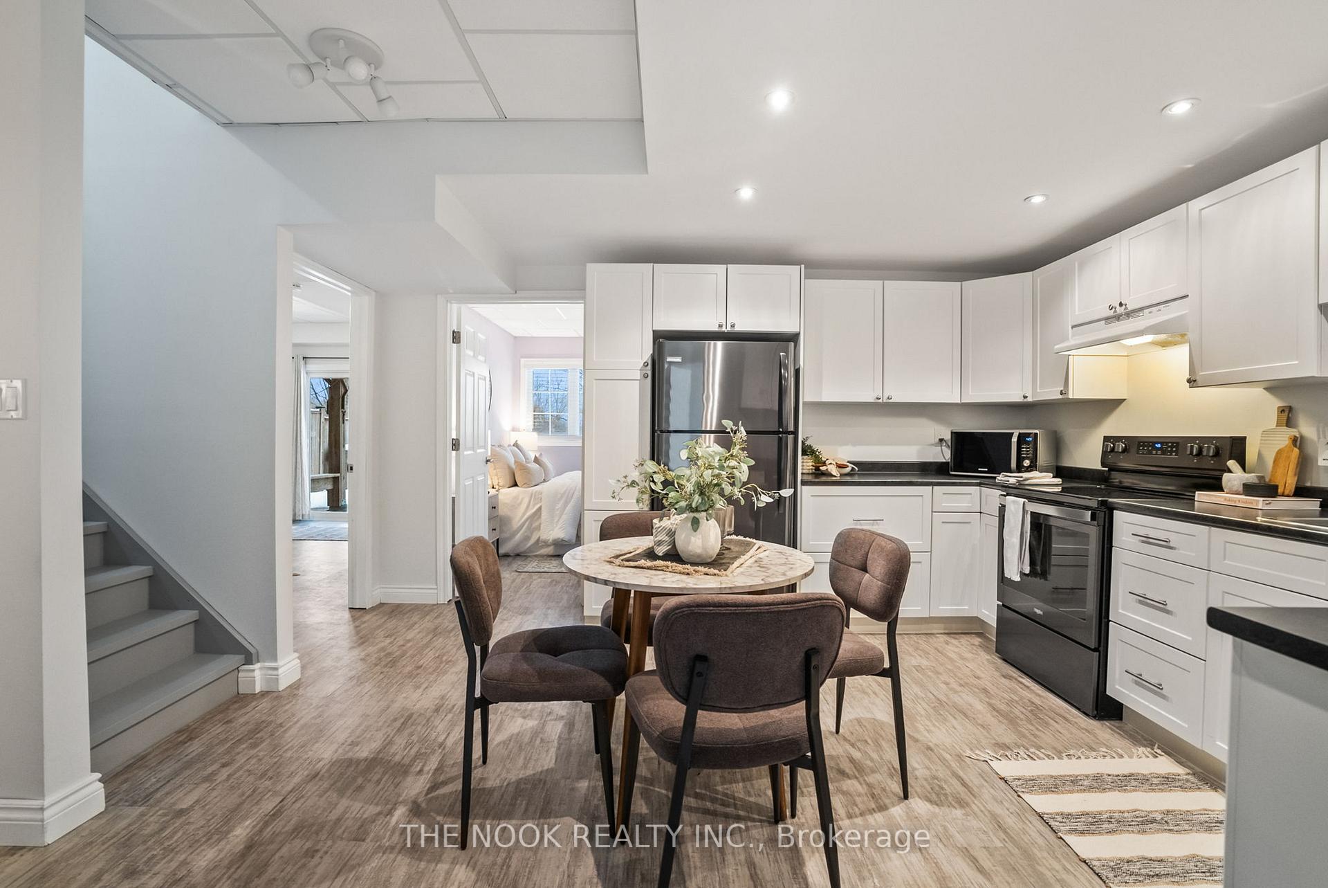 Photo 23 of 15 Purdy Place, Clarington, Bowmanville — HOMEH