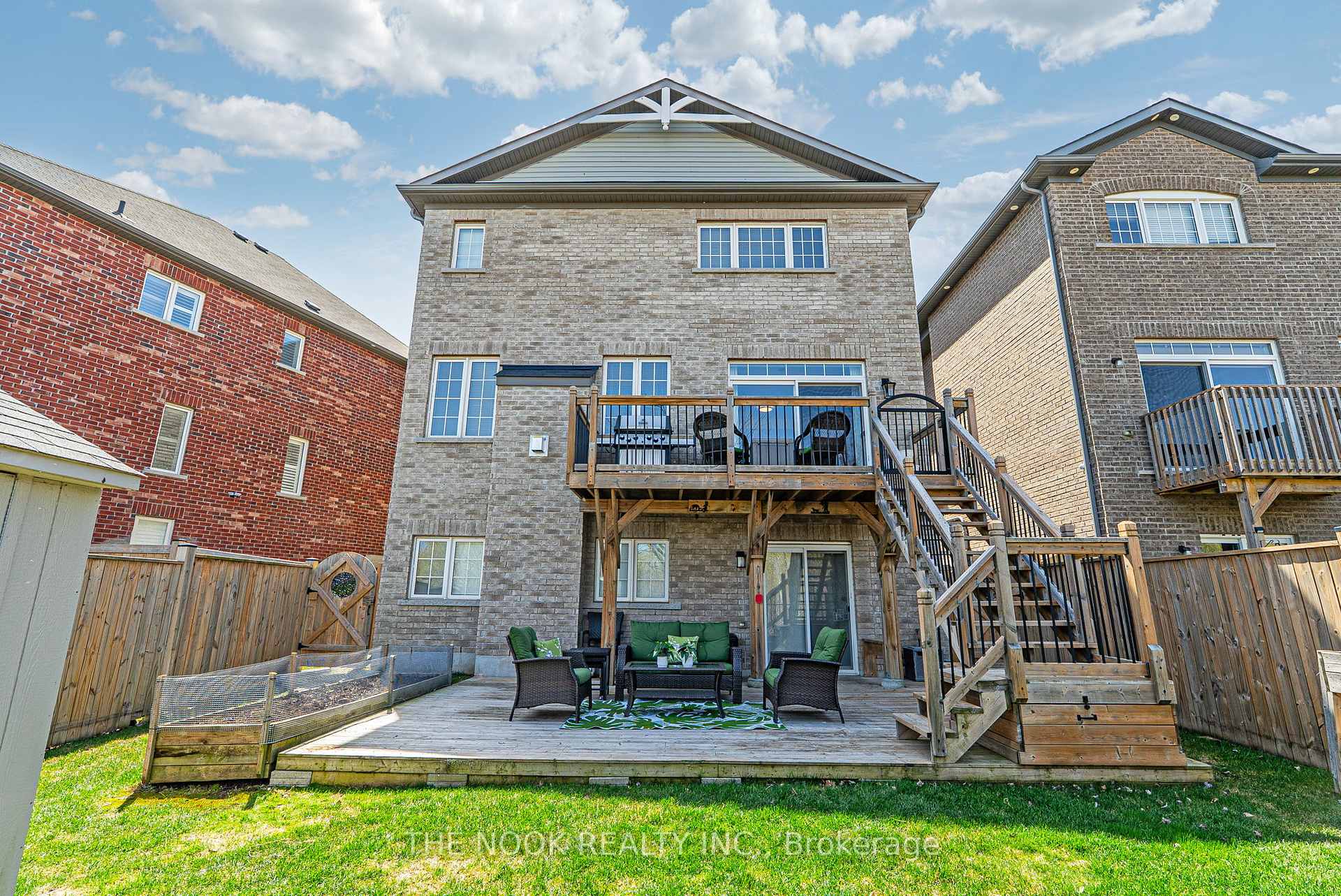 Photo 35 of 15 Purdy Place, Clarington, Bowmanville — HOMEH