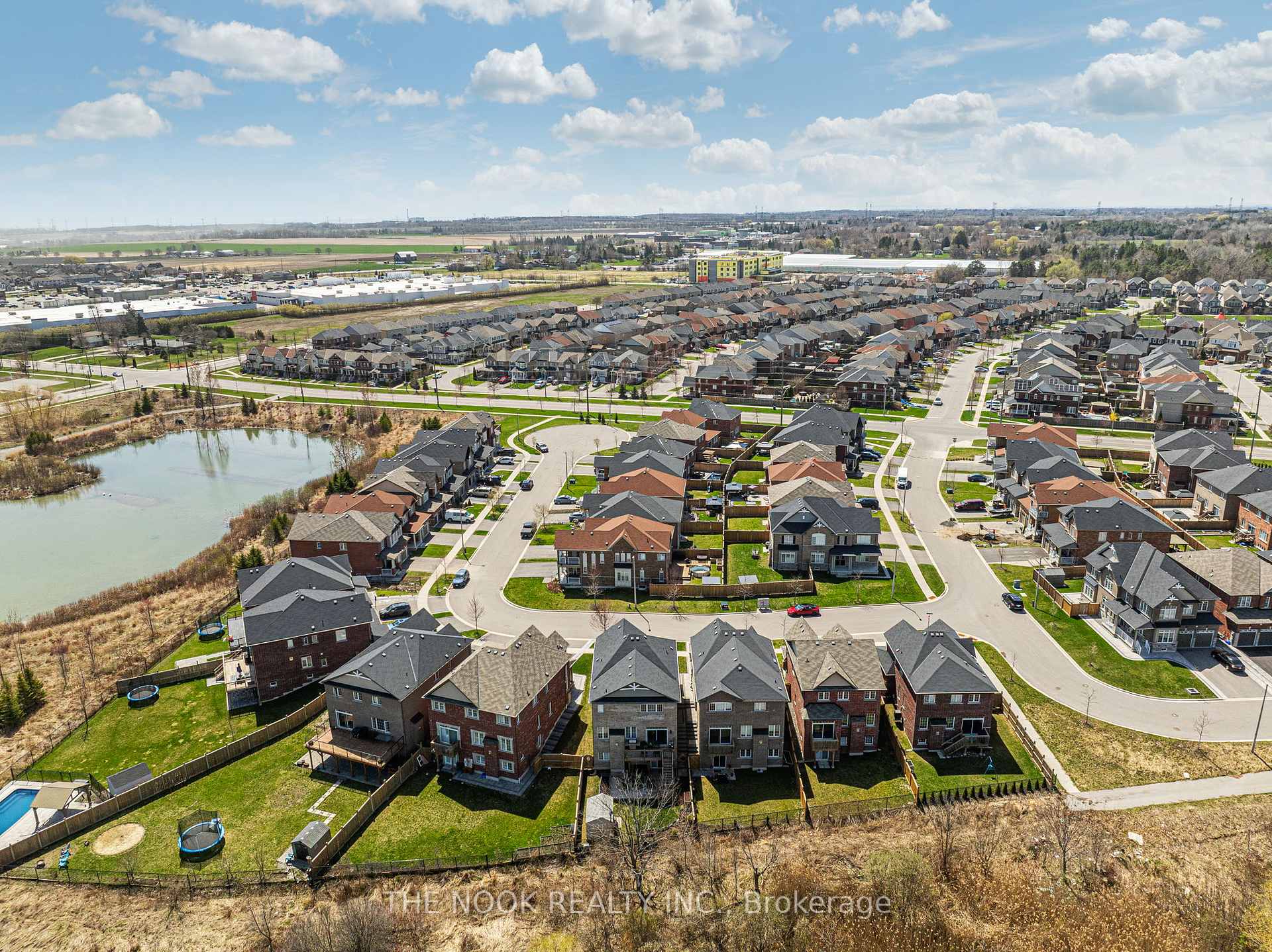 Photo 43 of 15 Purdy Place, Clarington, Bowmanville — HOMEH