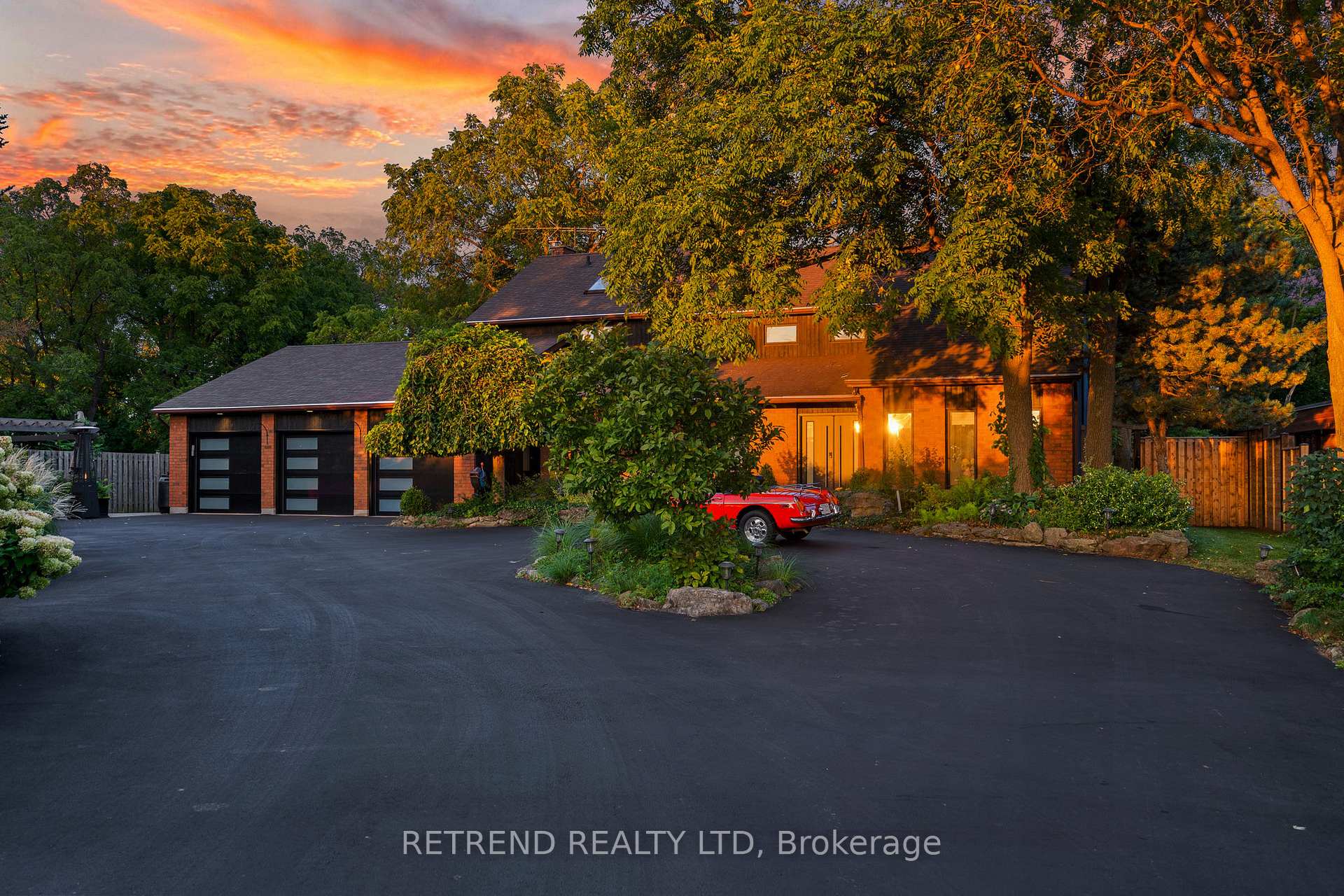 Photo 13 of 487 Ridge Road E, Grimsby, Grimsby Escarpment — HOMEH