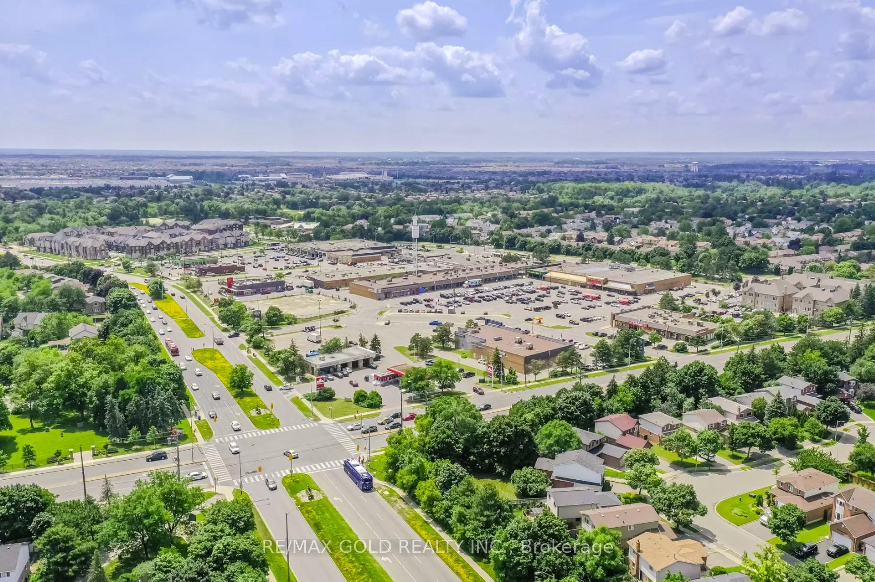 Photo 27 of 26 Rawling Crescent, Brampton, Heart Lake East — HOMEH