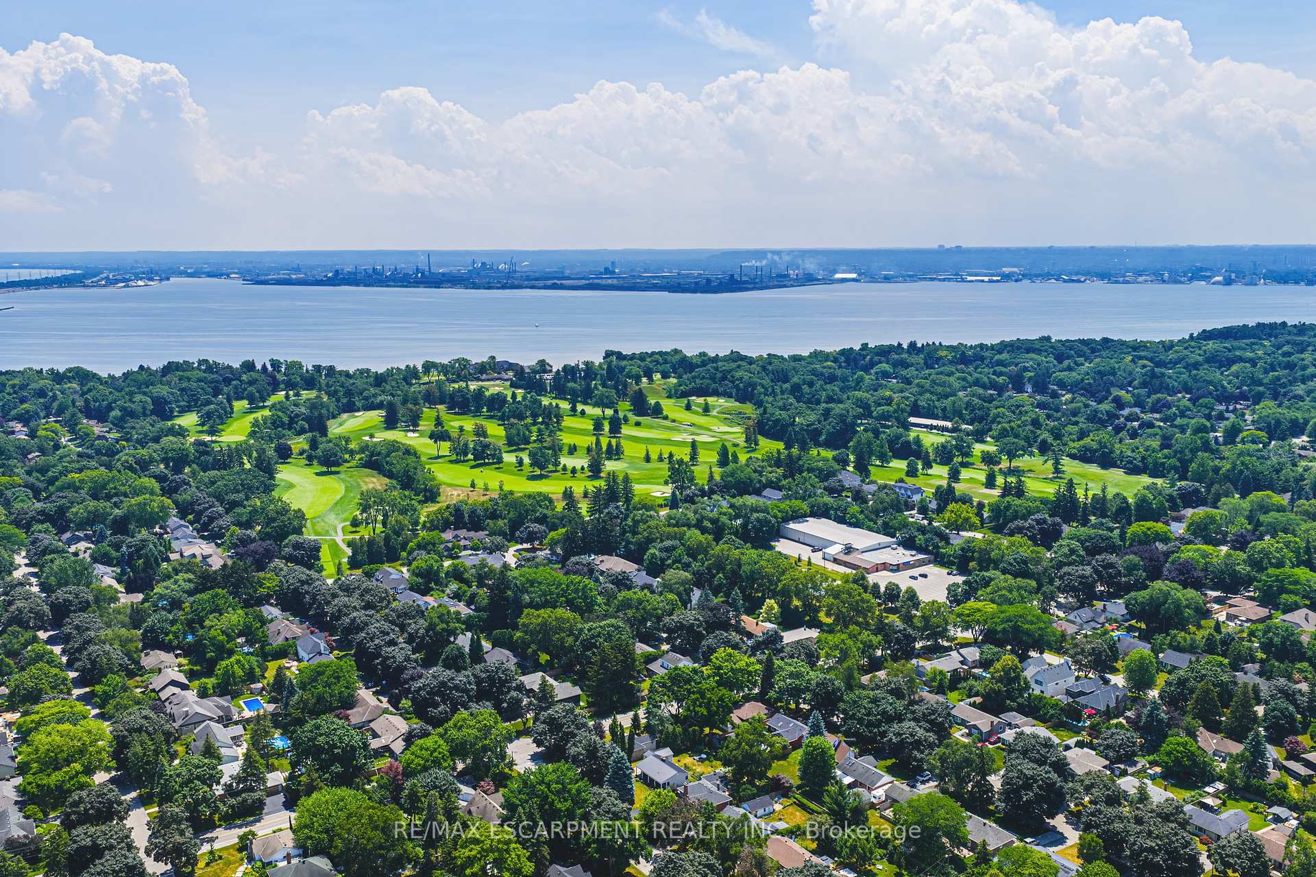 Photo 48 of 972 Kingsway Drive, Burlington, LaSalle — HOMEH
