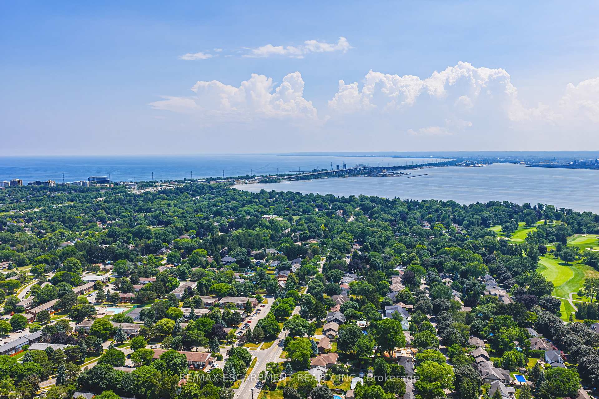 Photo 49 of 972 Kingsway Drive, Burlington, LaSalle — HOMEH