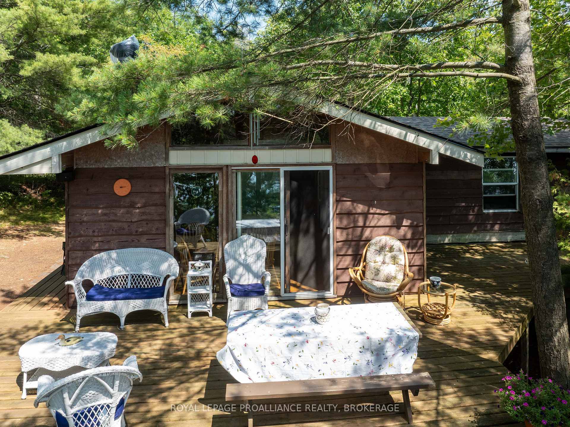 Photo 29 of 1379 Everett Lane, Frontenac, Frontenac South — HOMEH