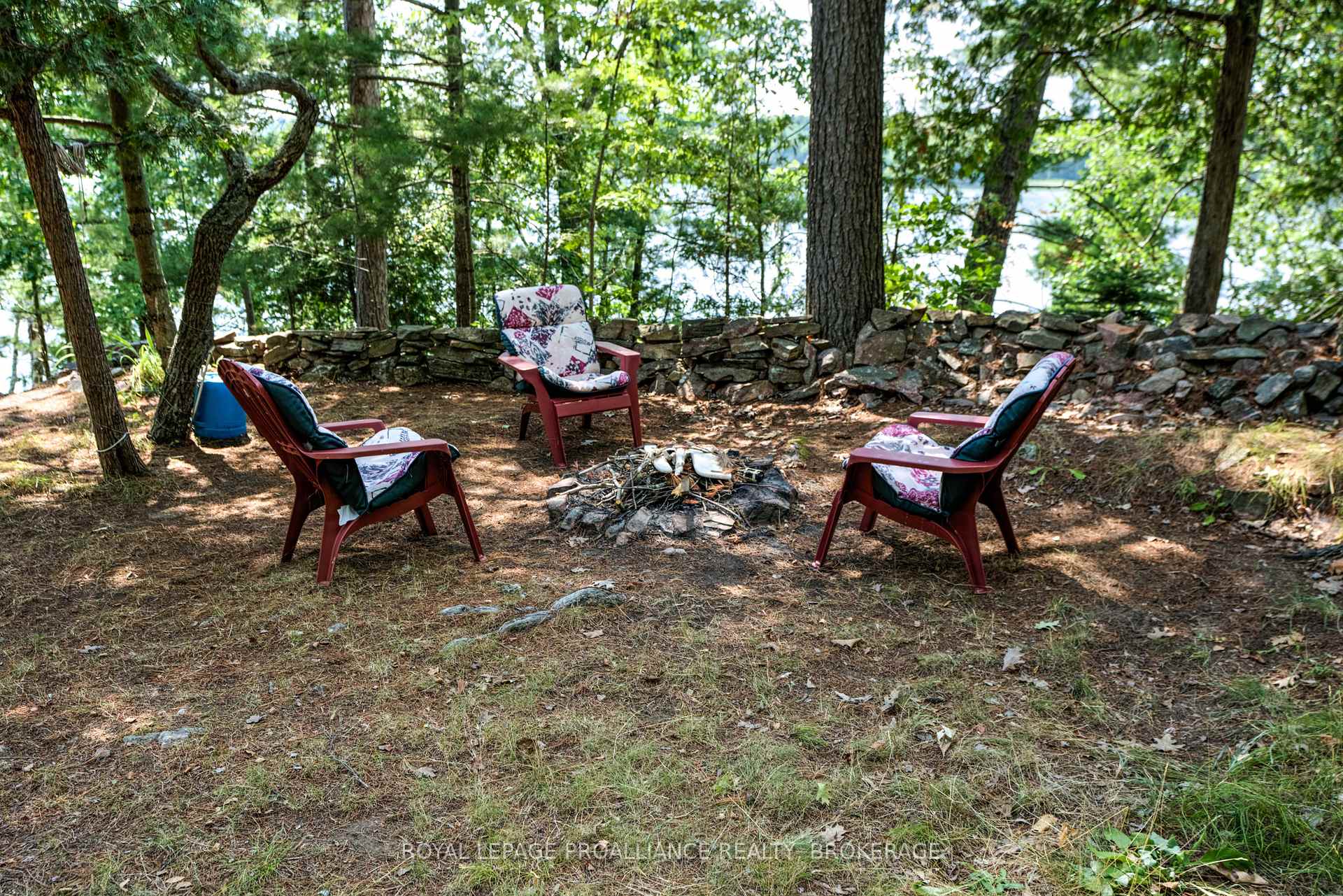 Photo 33 of 1379 Everett Lane, Frontenac, Frontenac South — HOMEH