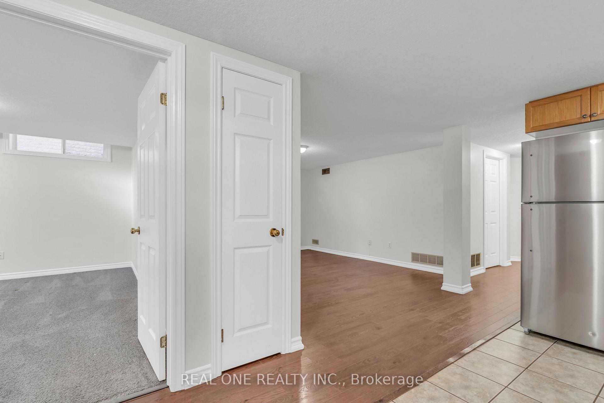 Photo 4 of Unit B, 134 Dawn Avenue, Guelph, Clairfields/Hanlon Business Park — HOMEH
