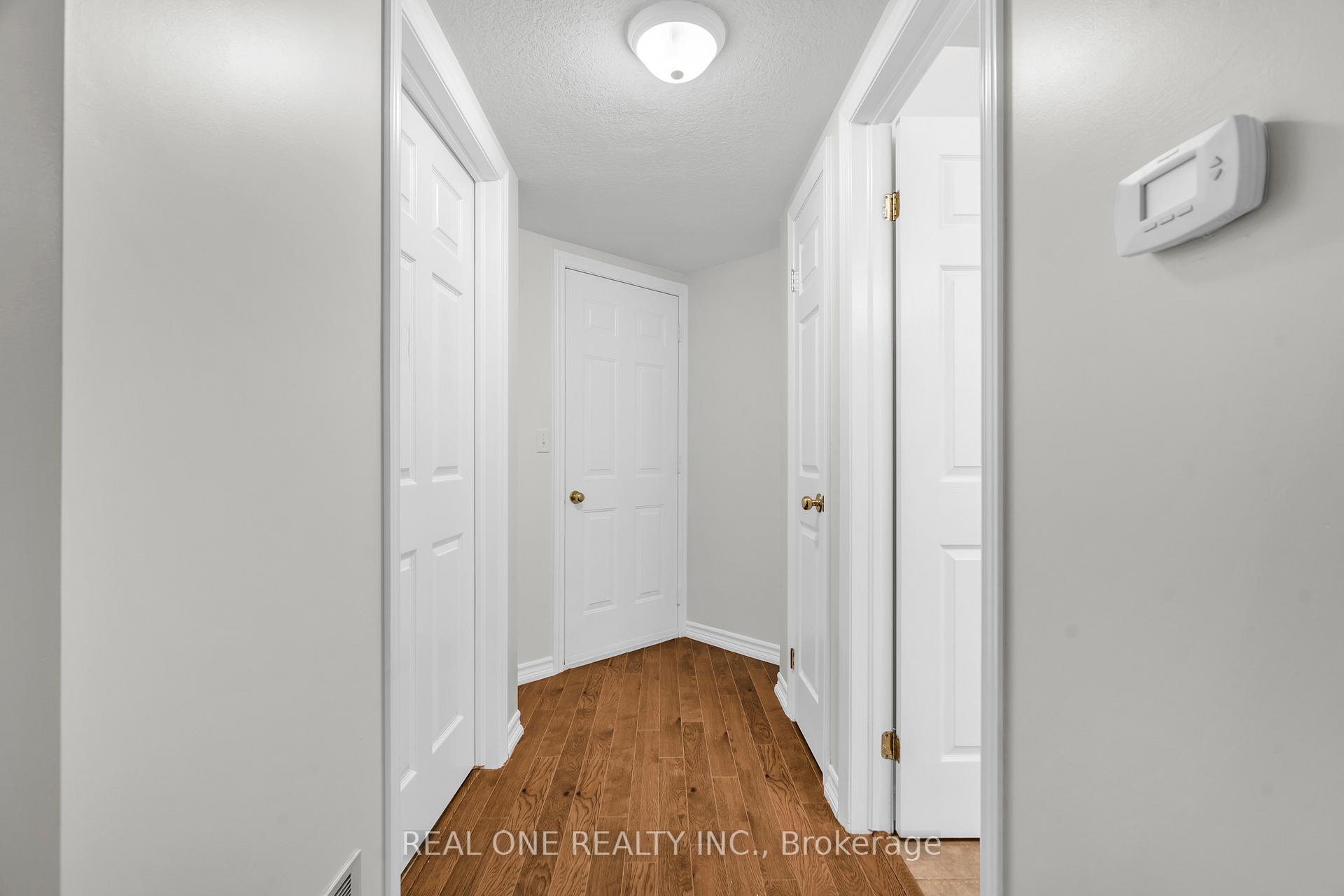 Photo 14 of Unit B, 134 Dawn Avenue, Guelph, Clairfields/Hanlon Business Park — HOMEH