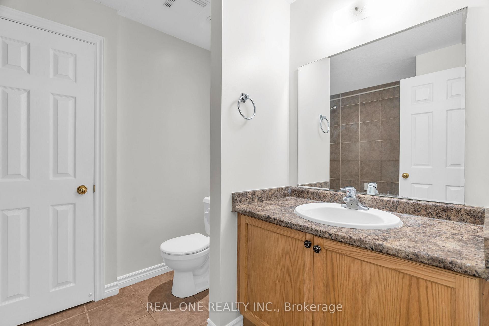 Photo 16 of Unit B, 134 Dawn Avenue, Guelph, Clairfields/Hanlon Business Park — HOMEH