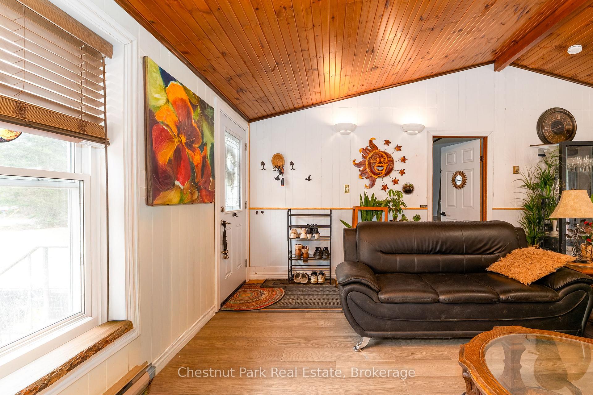 Photo 3 of 1028 Reg Schell Road, Gravenhurst, Morrison — HOMEH