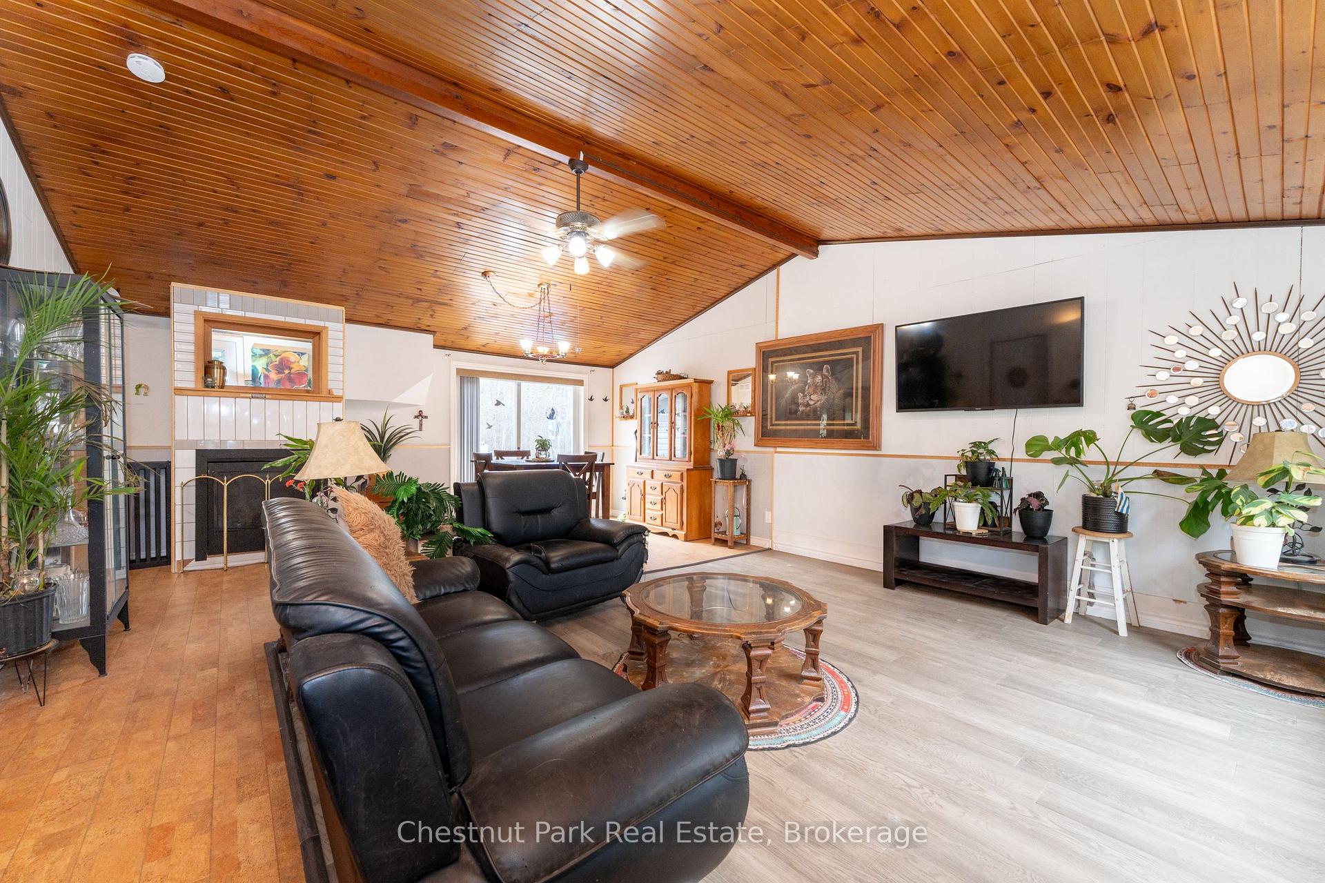Photo 4 of 1028 Reg Schell Road, Gravenhurst, Morrison — HOMEH