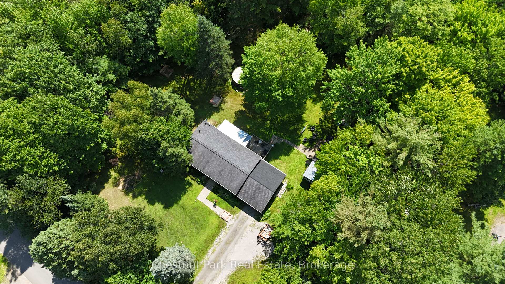 Photo 24 of 1028 Reg Schell Road, Gravenhurst, Morrison — HOMEH