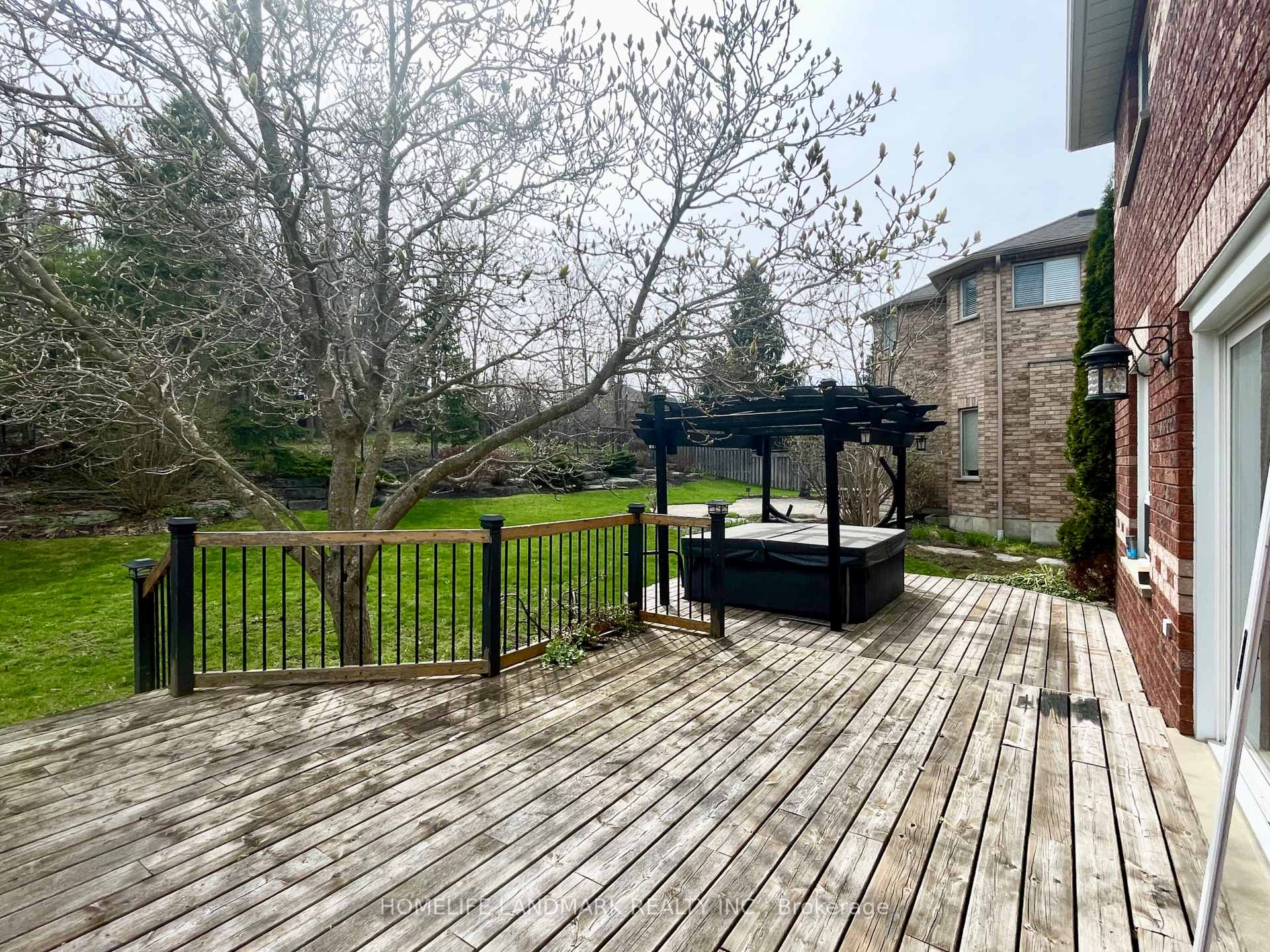 Photo 9 of 7 Crimson Ridge Road, Barrie, Bayshore — HOMEH