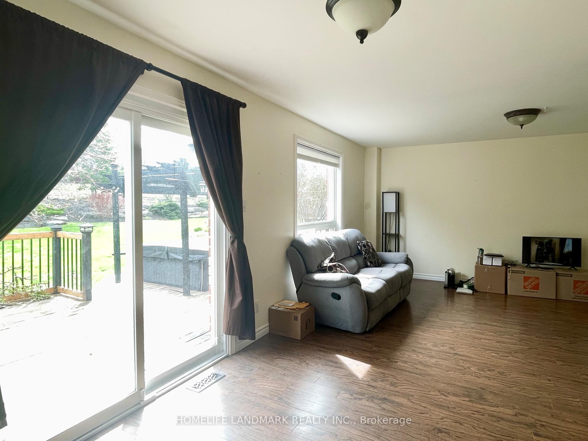 Photo 12 of 7 Crimson Ridge Road, Barrie, Bayshore — HOMEH