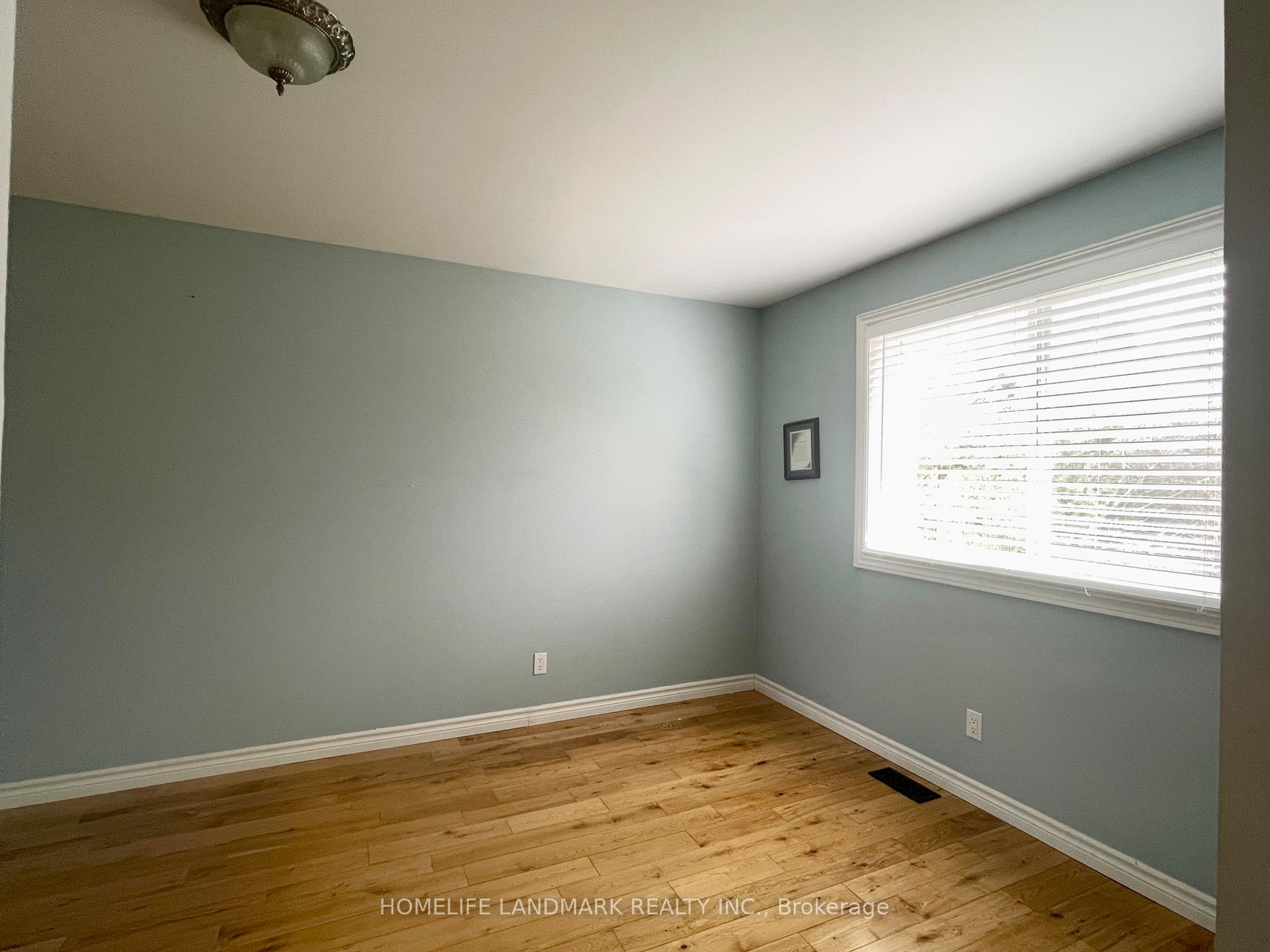 Photo 16 of 7 Crimson Ridge Road, Barrie, Bayshore — HOMEH