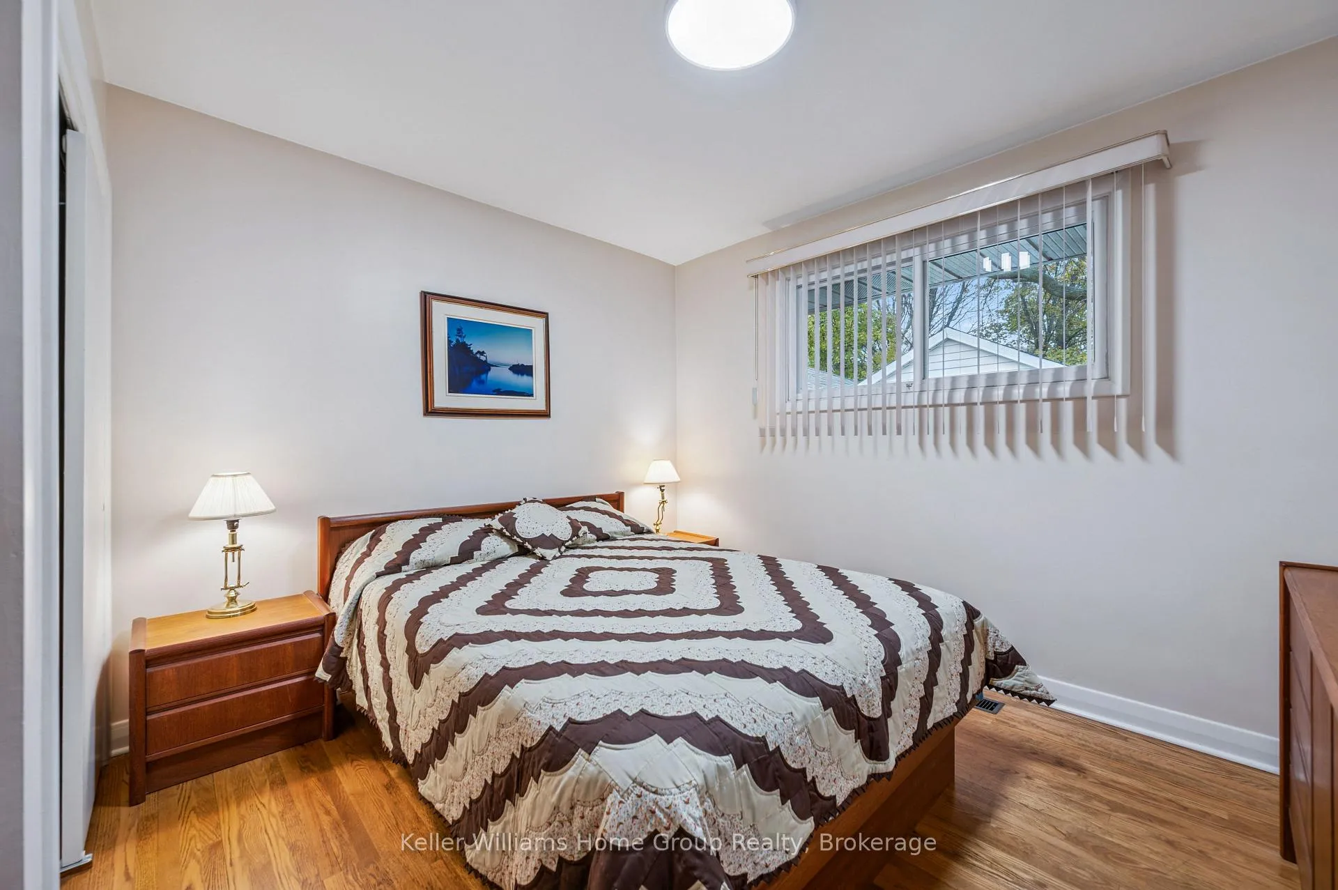 Photo 13 of 54 Ottawa Crescent, Guelph, St. George's — HOMEH
