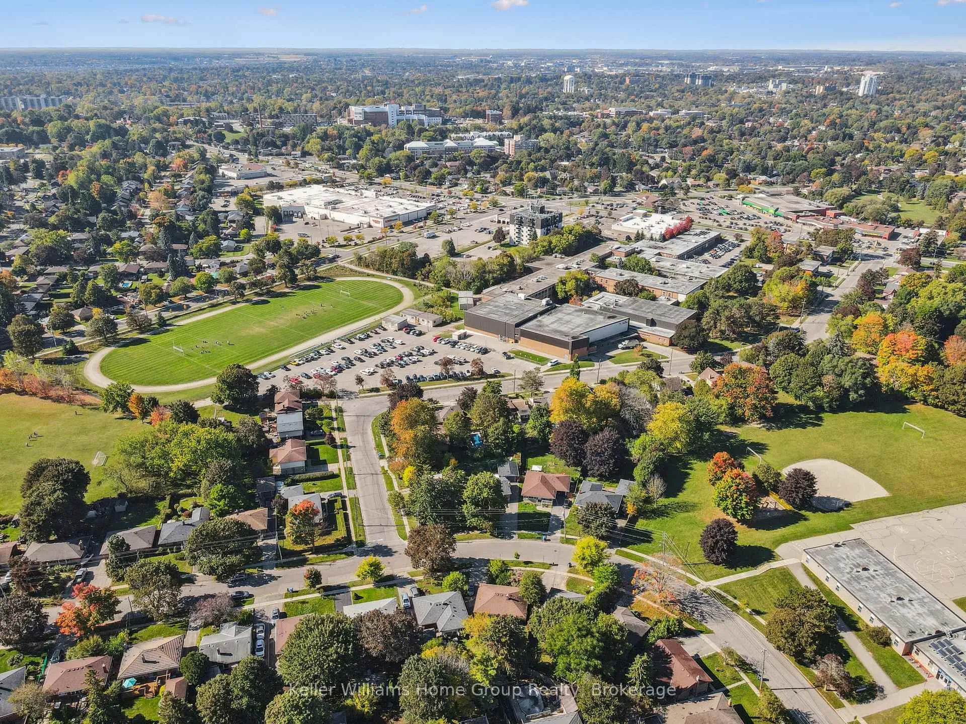 Photo 34 of 54 Ottawa Crescent, Guelph, St. George's — HOMEH