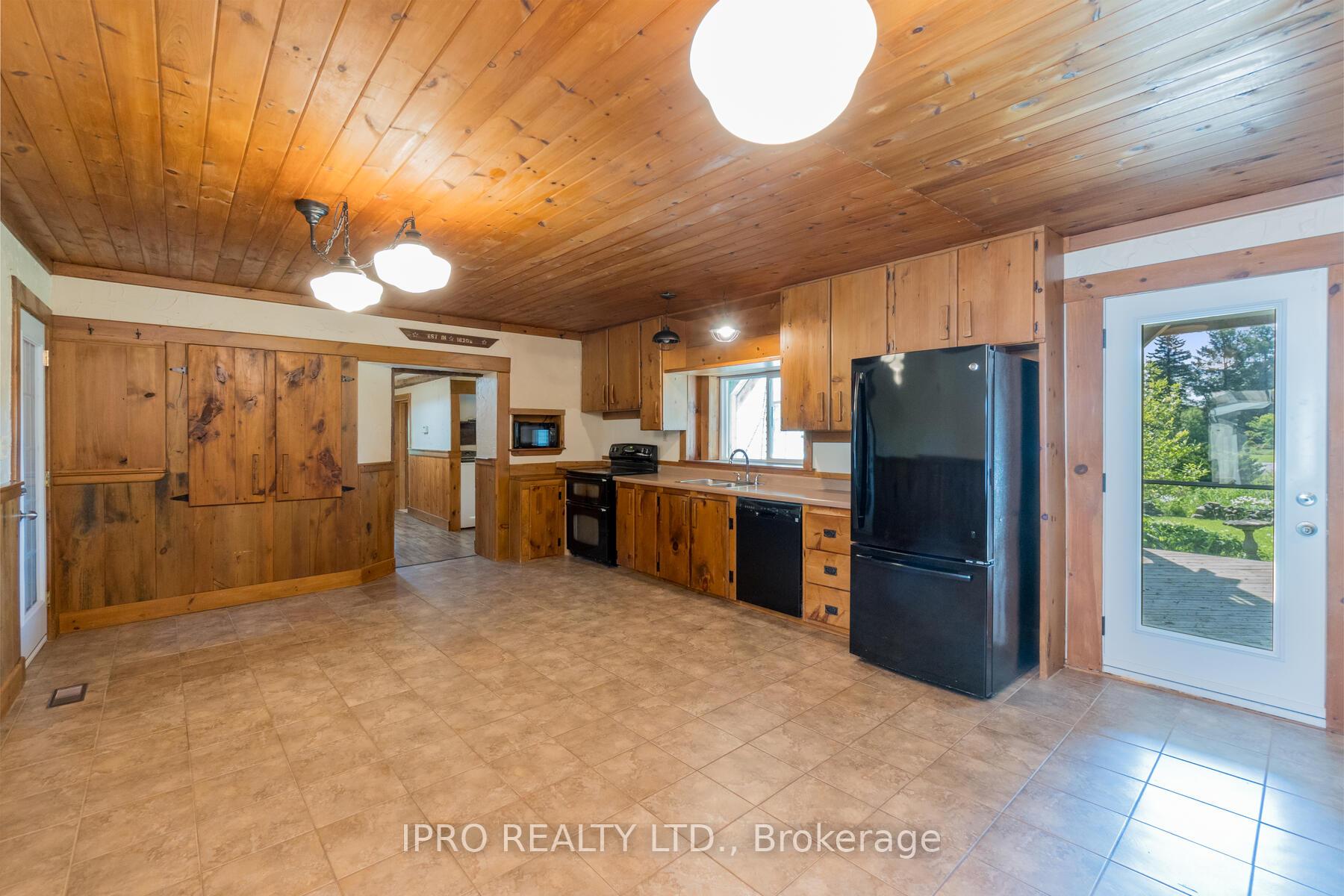 Photo 9 of 5390 8th Line, Erin, Rural Erin — HOMEH