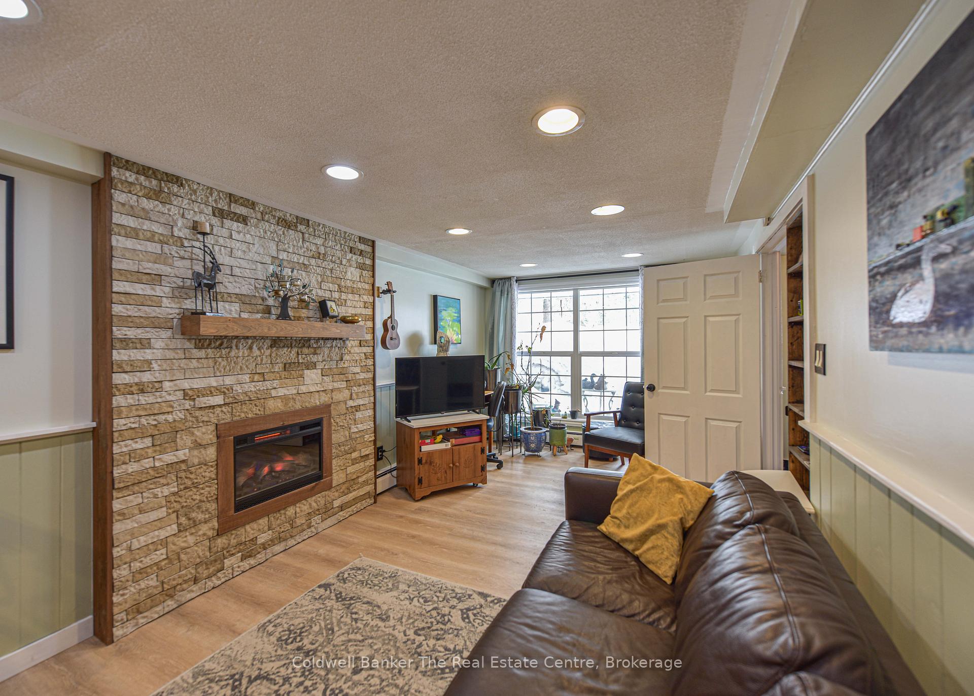 Photo 6 of 822 Pinedale Road, Gravenhurst, Muskoka (S) — HOMEH