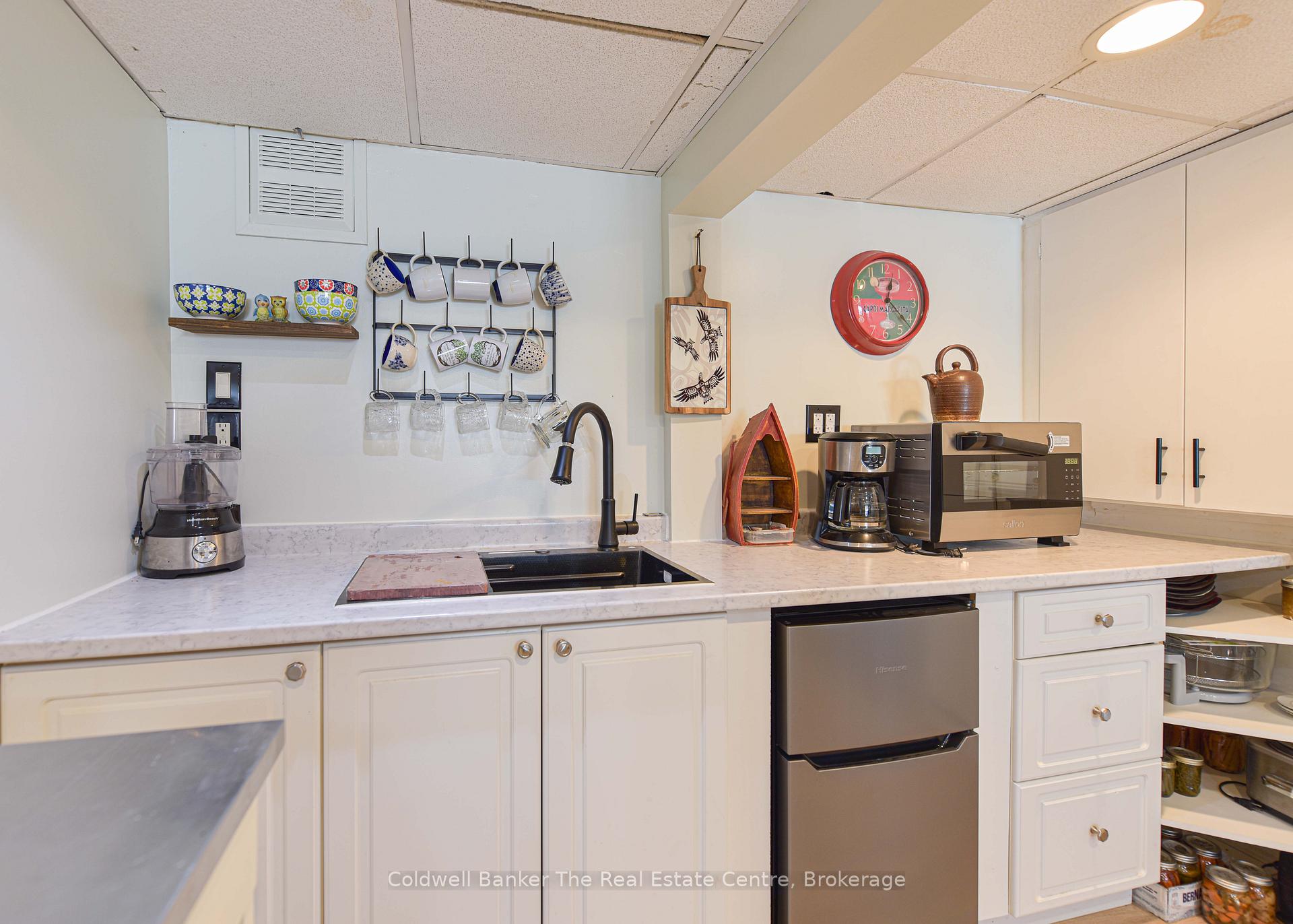 Photo 10 of 822 Pinedale Road, Gravenhurst, Muskoka (S) — HOMEH