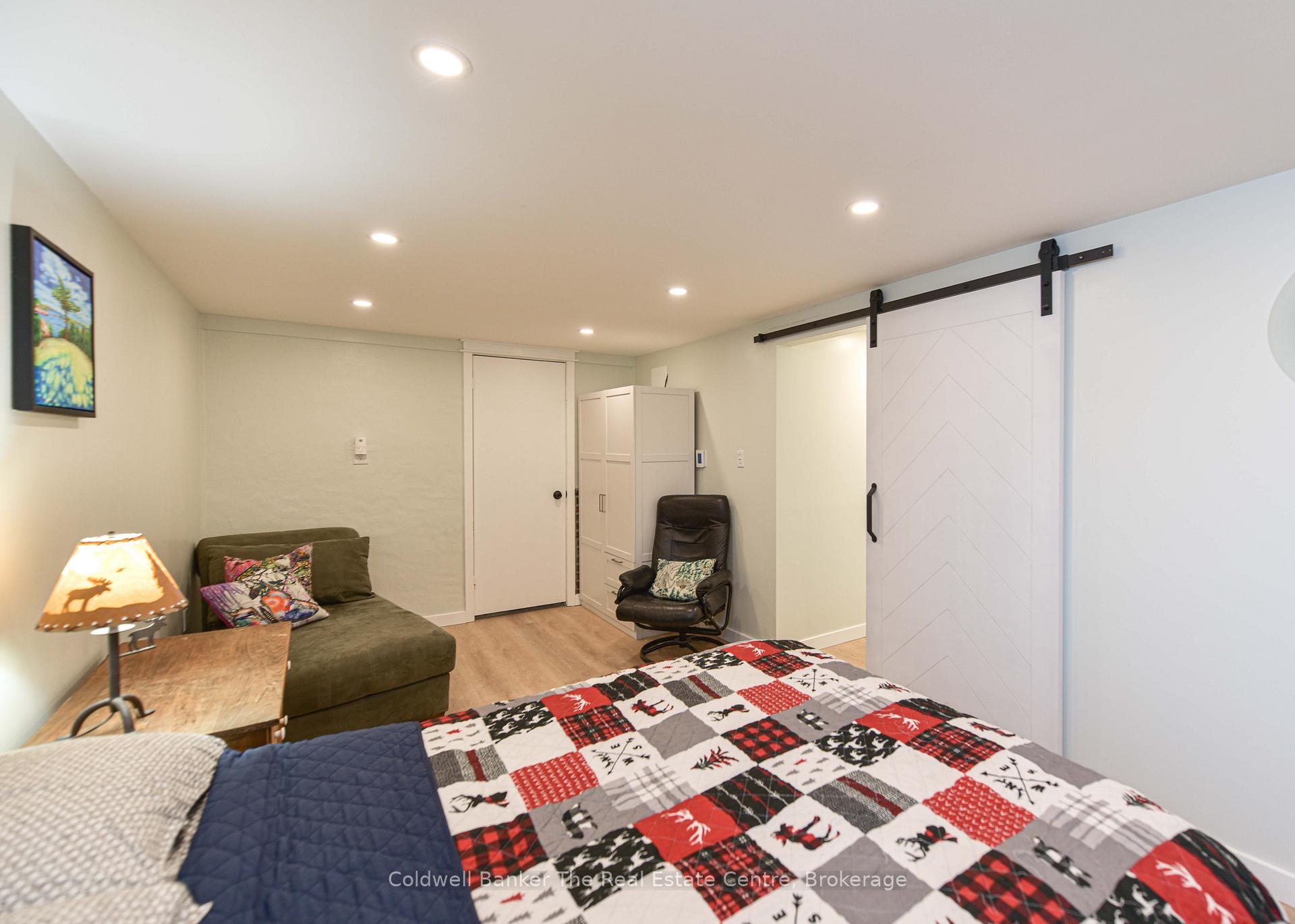 Photo 15 of 822 Pinedale Road, Gravenhurst, Muskoka (S) — HOMEH