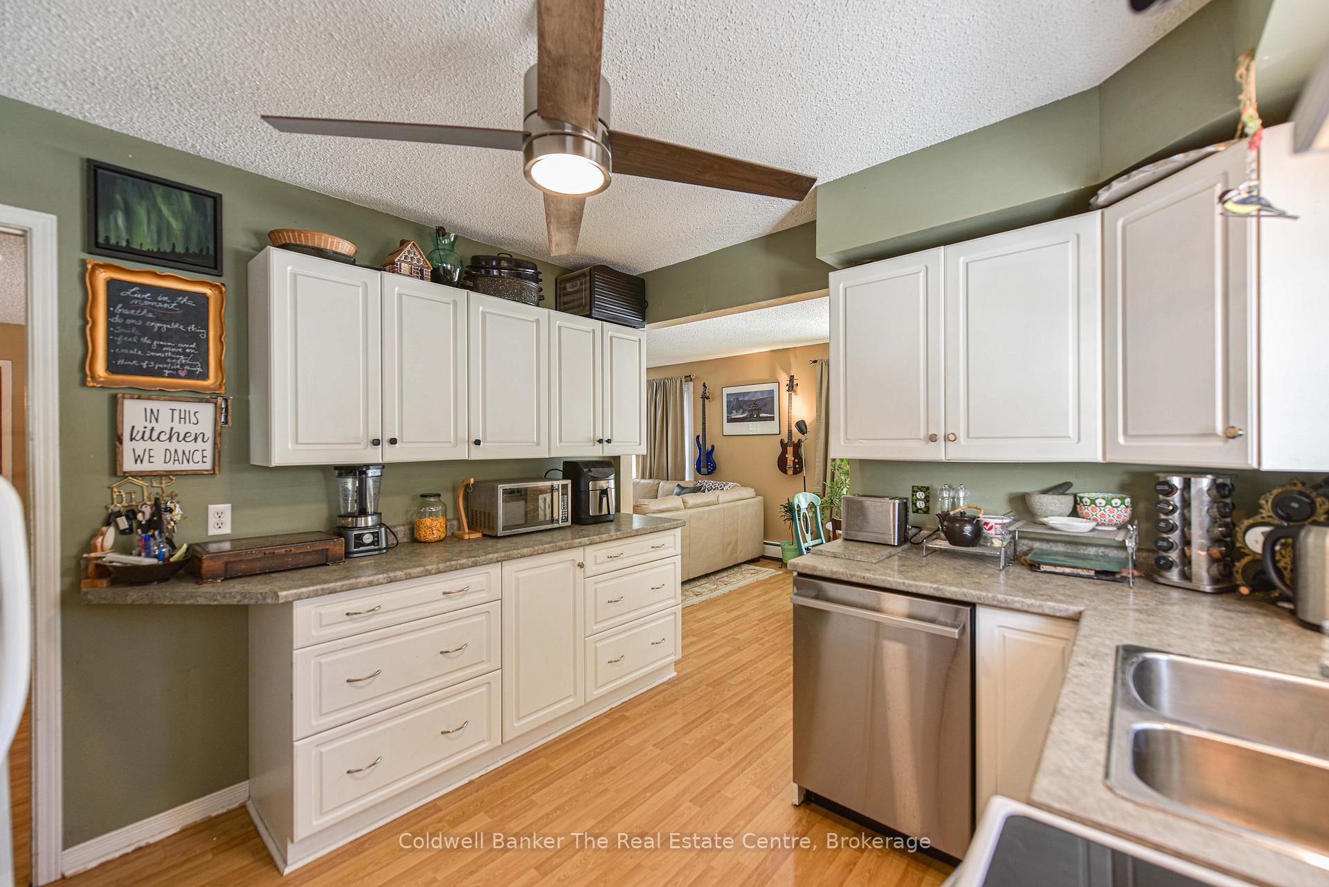 Photo 25 of 822 Pinedale Road, Gravenhurst, Muskoka (S) — HOMEH