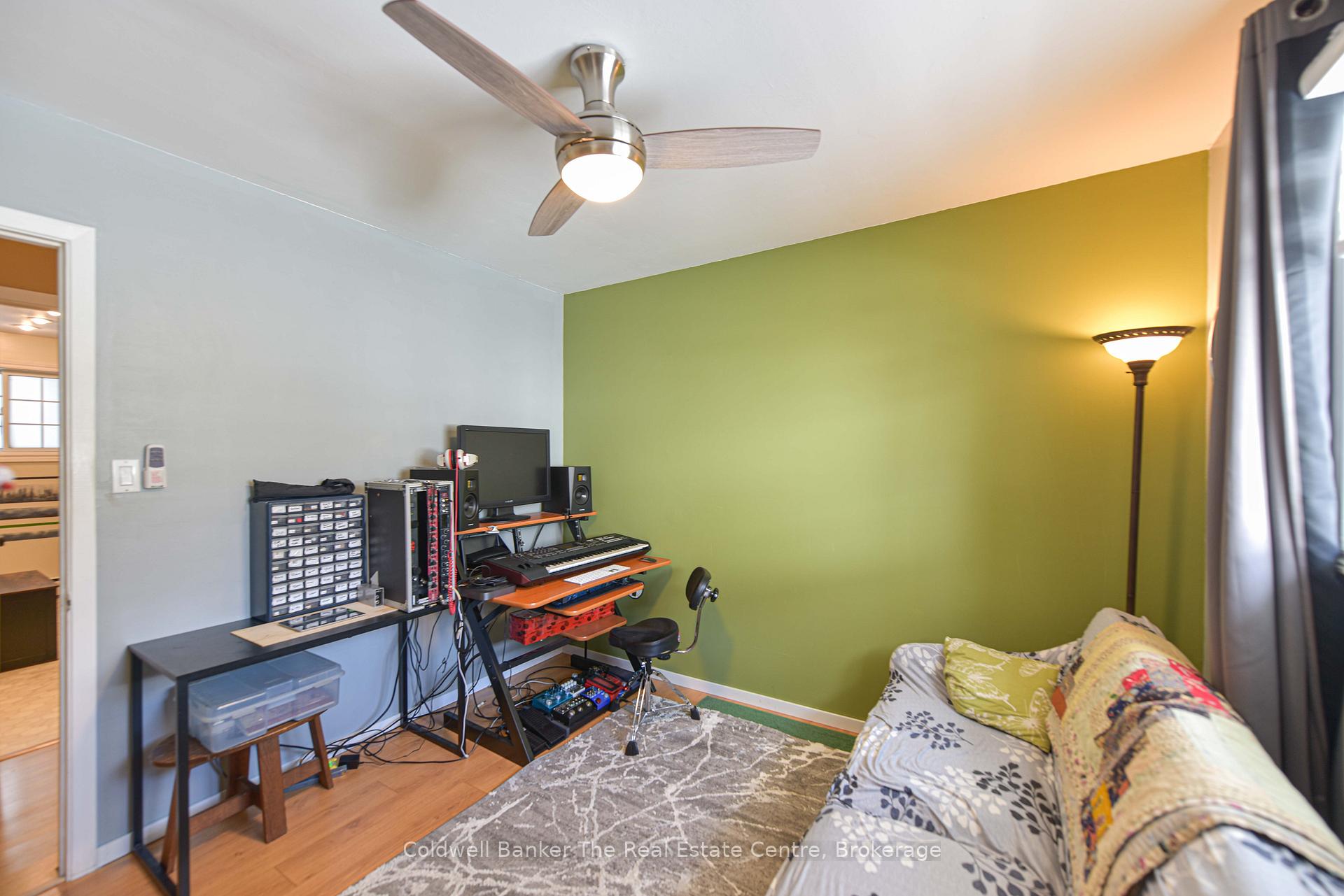 Photo 33 of 822 Pinedale Road, Gravenhurst, Muskoka (S) — HOMEH