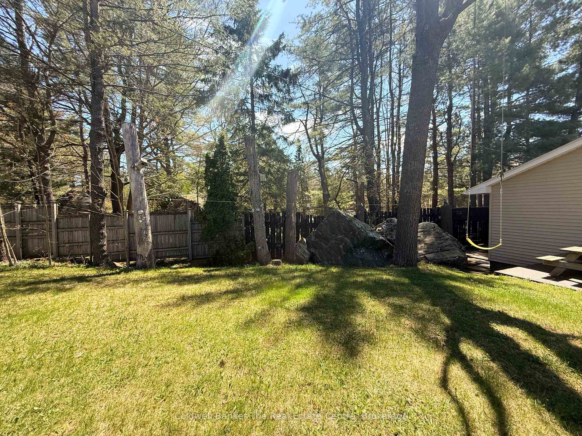 Photo 43 of 822 Pinedale Road, Gravenhurst, Muskoka (S) — HOMEH
