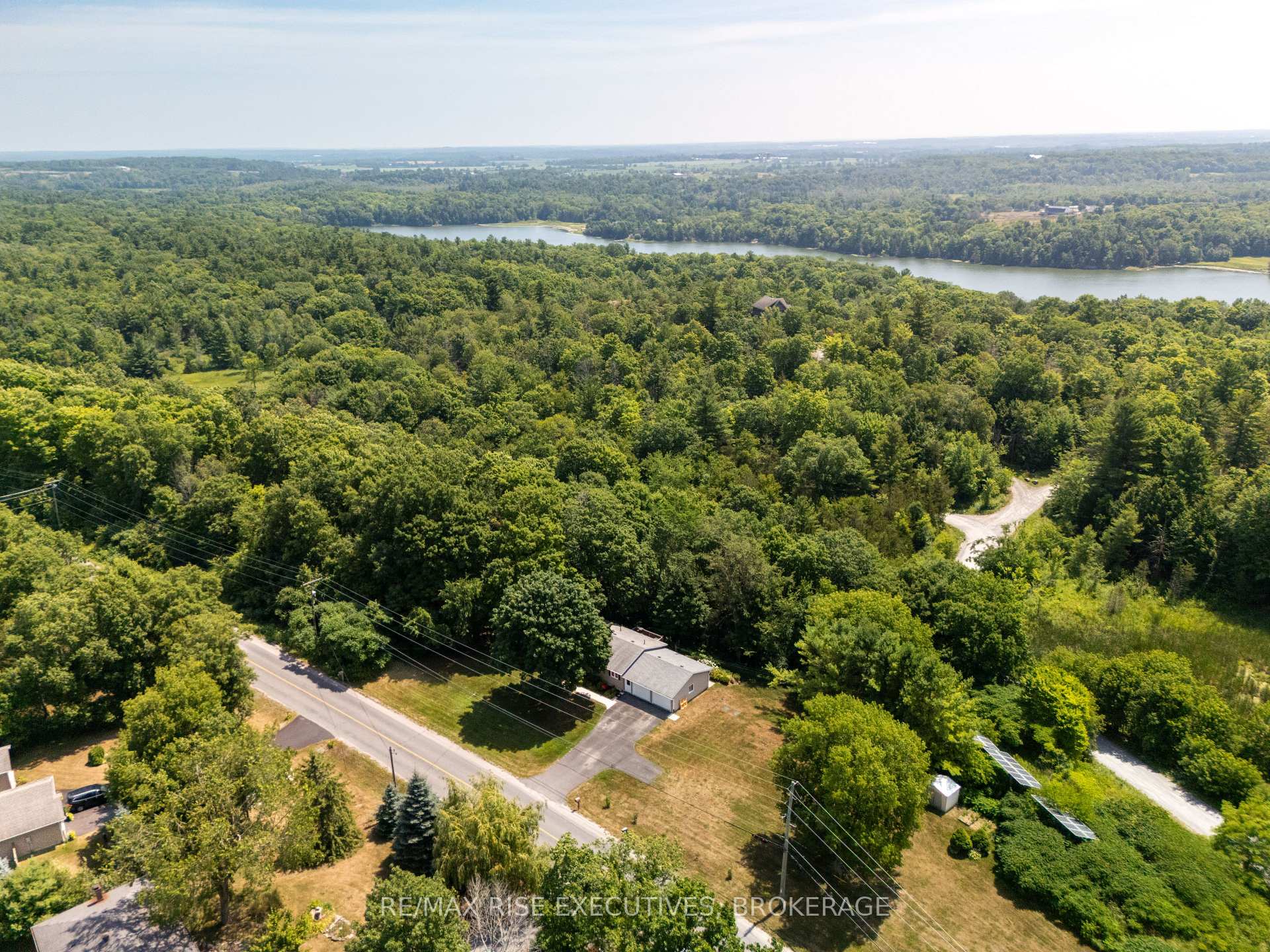 Photo 13 of 3419 Round Lake Road, Frontenac, Frontenac South — HOMEH