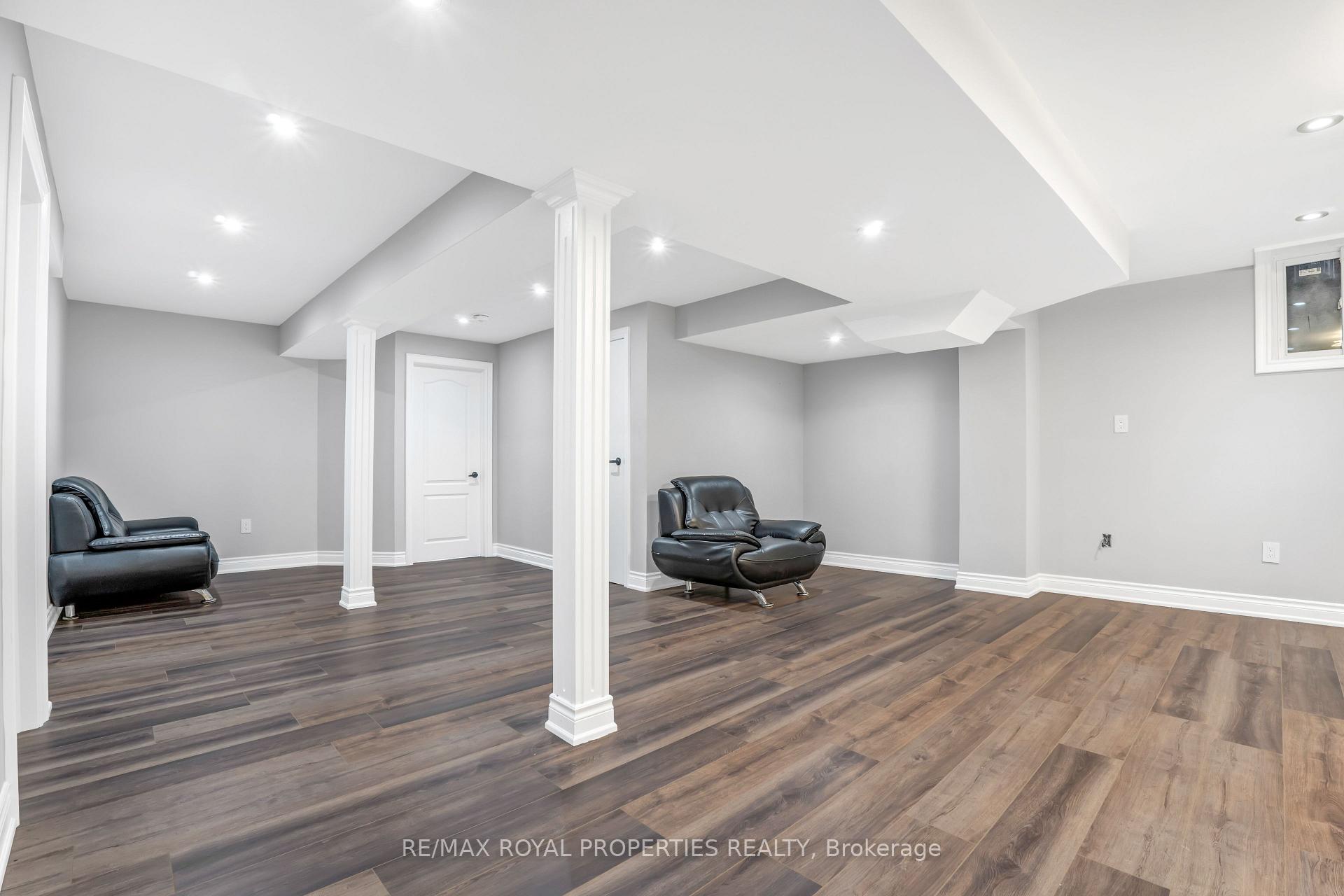 Photo 4 of 1092 Greenhill Avenue, Oshawa, Taunton — HOMEH