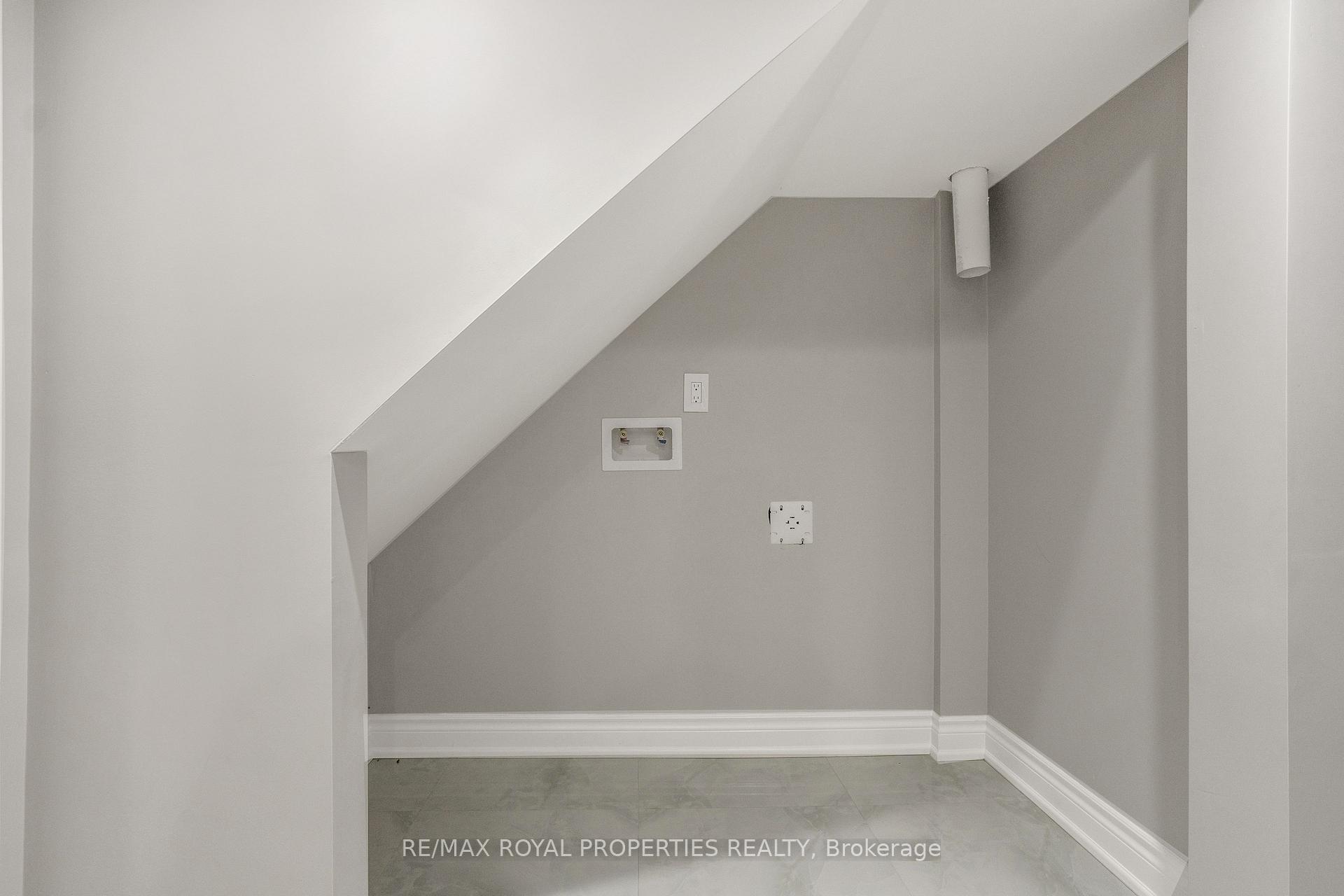 Photo 17 of 1092 Greenhill Avenue, Oshawa, Taunton — HOMEH