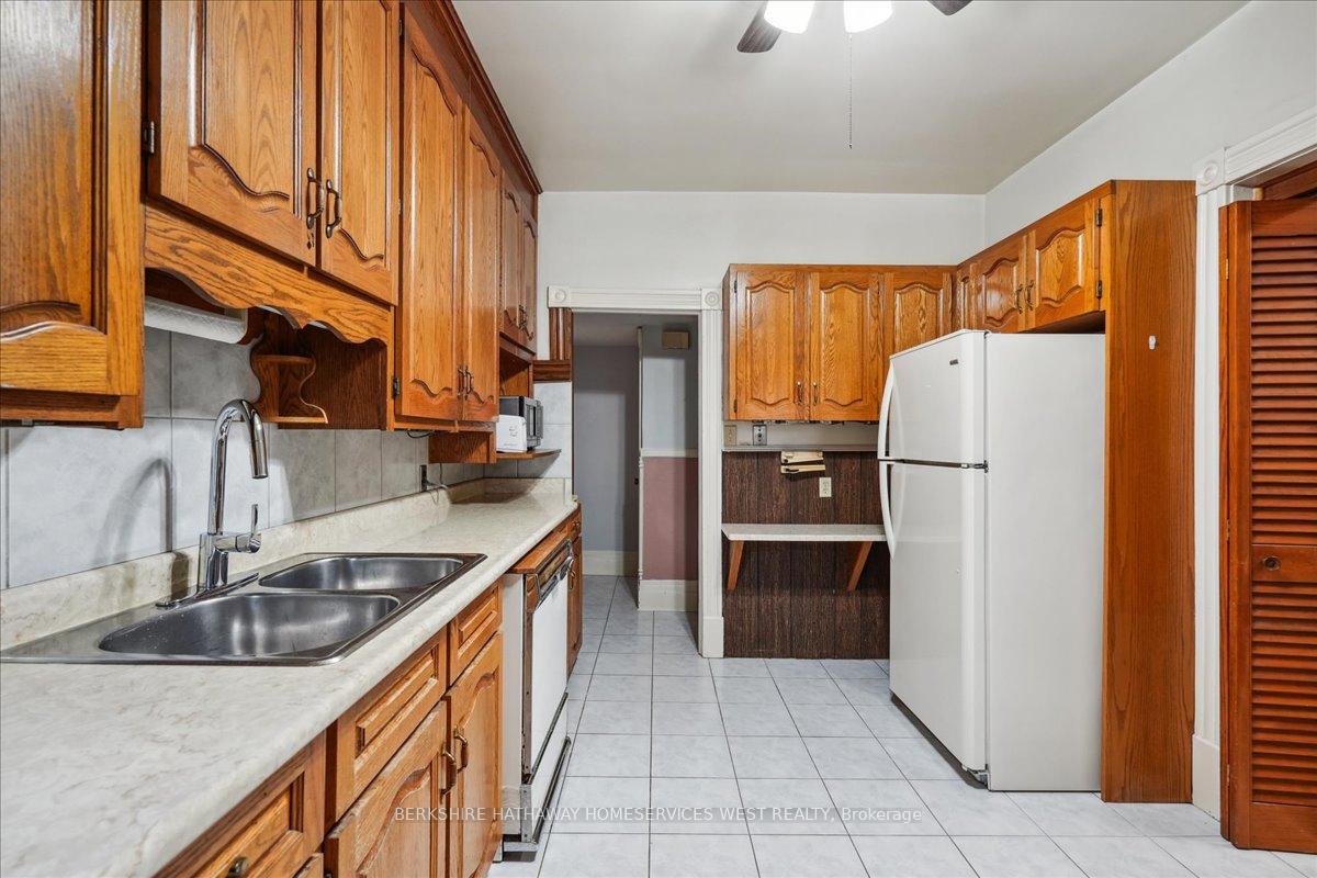 Photo 17 of 370 Herkimer Street, Hamilton, Kirkendall — HOMEH