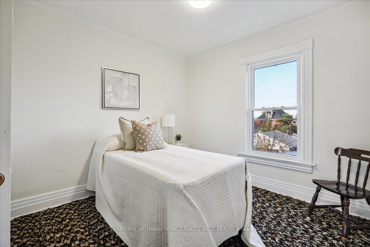 Photo 8 of 370 Herkimer Street, Hamilton, Kirkendall — HOMEH