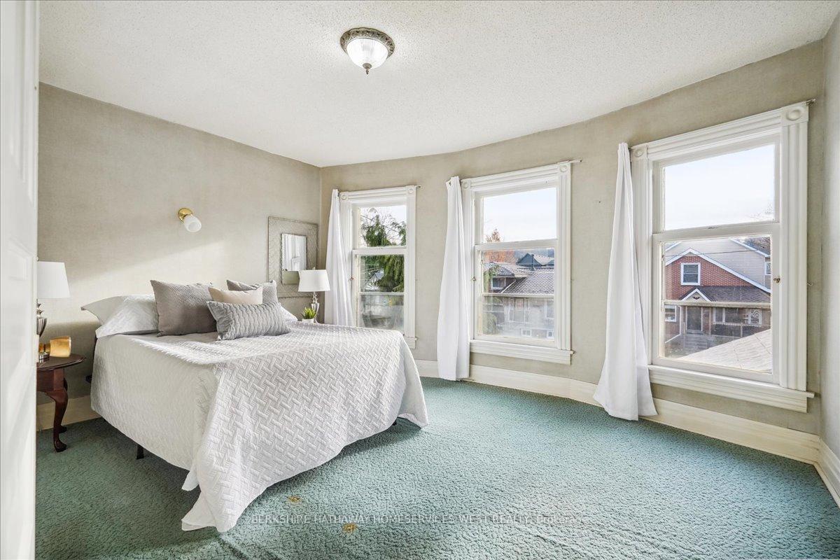Photo 10 of 370 Herkimer Street, Hamilton, Kirkendall — HOMEH