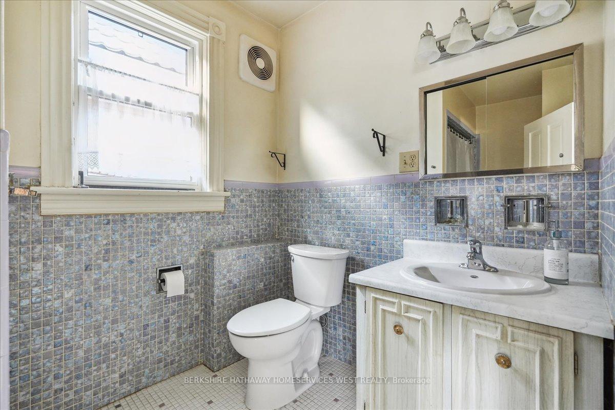Photo 14 of 370 Herkimer Street, Hamilton, Kirkendall — HOMEH