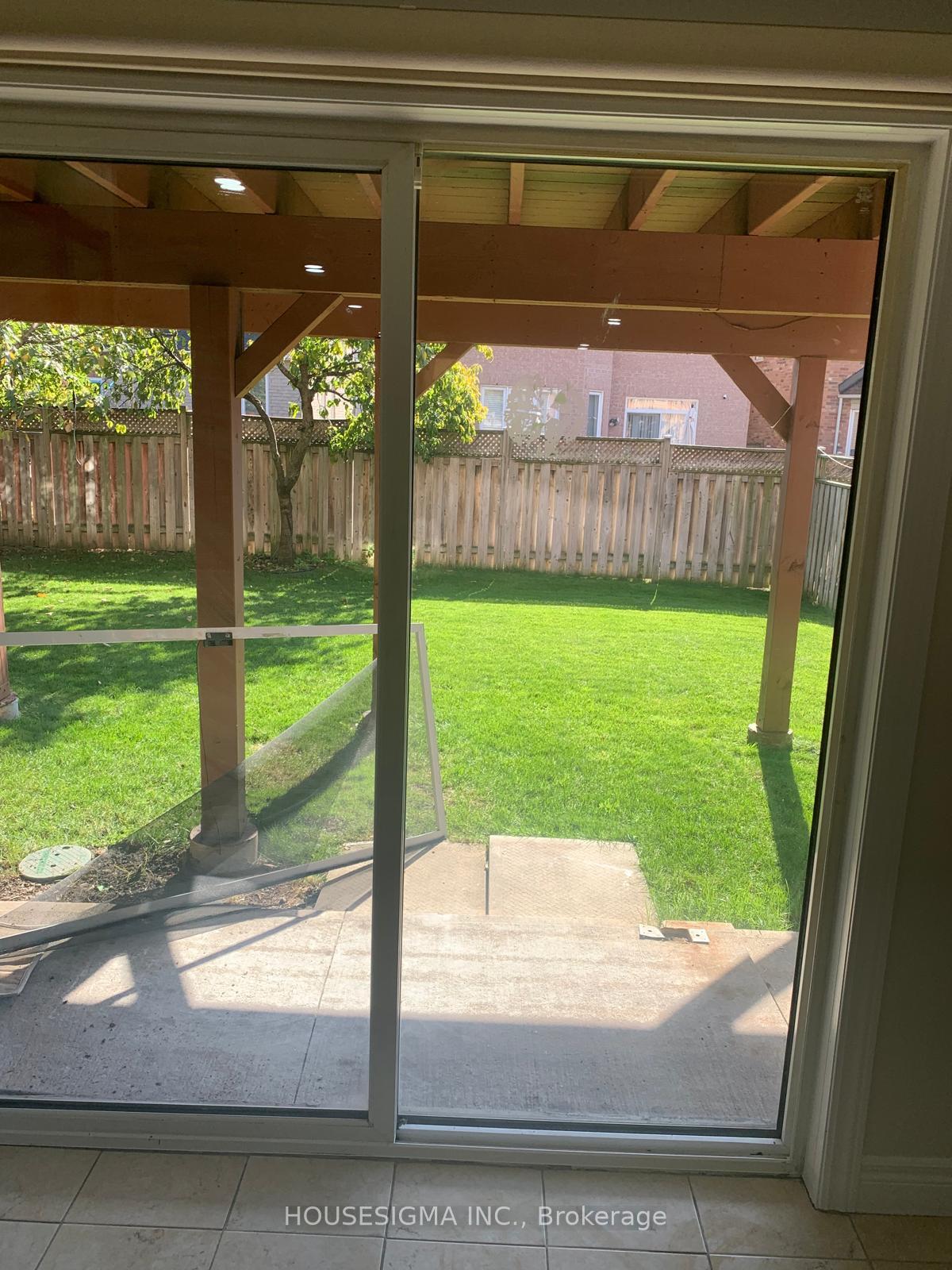 Front of Unit Basemen, 31 Harbourtown Crescent