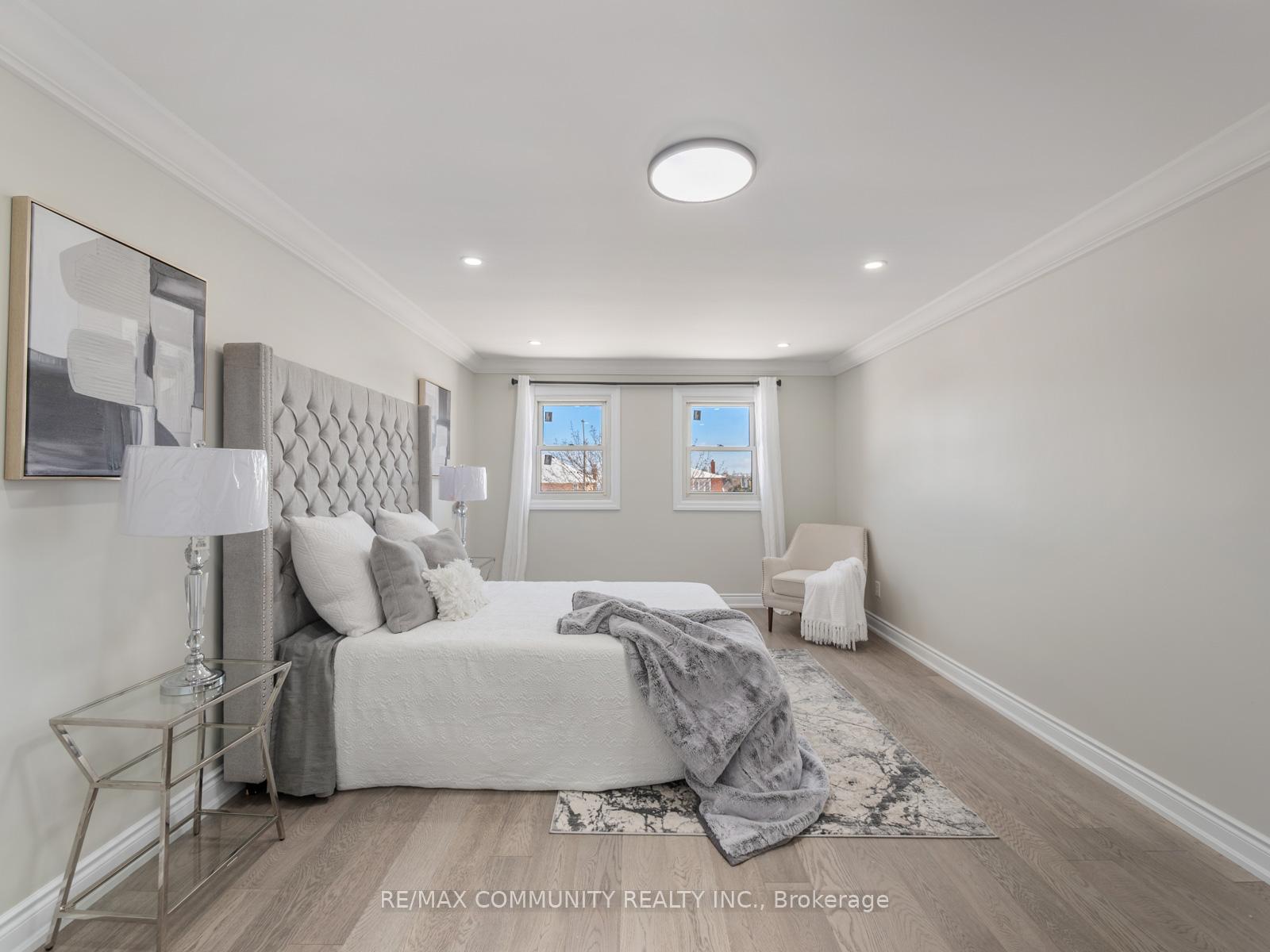 Photo 29 of 542 McLeod Crescent, Pickering, Rosebank — HOMEH