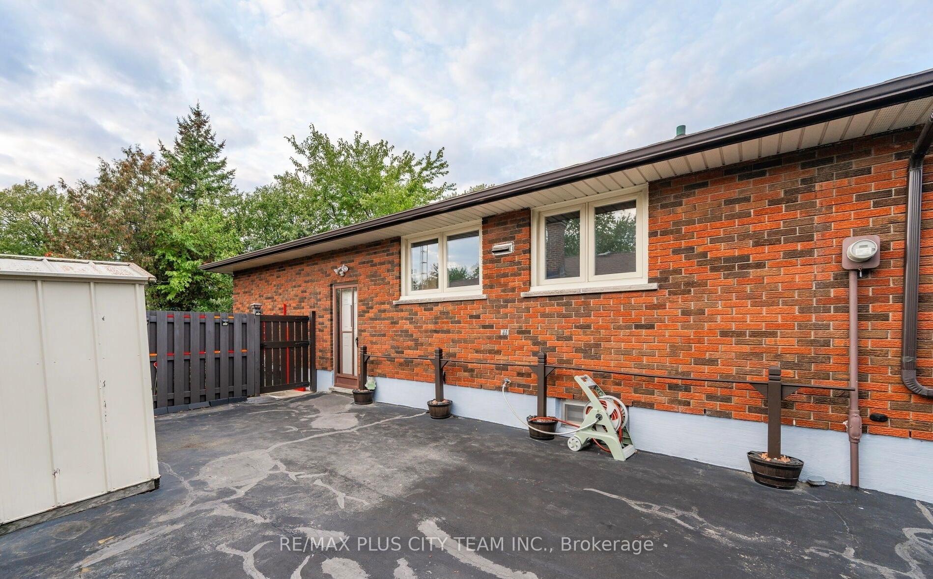Photo 11 of 70 Bellingham Drive, Hamilton, Lawfield — HOMEH
