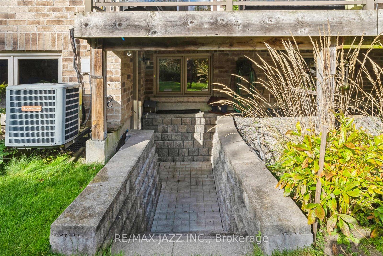 Photo 34 of 39 Illingworth Lane, Ajax, Central West — HOMEH