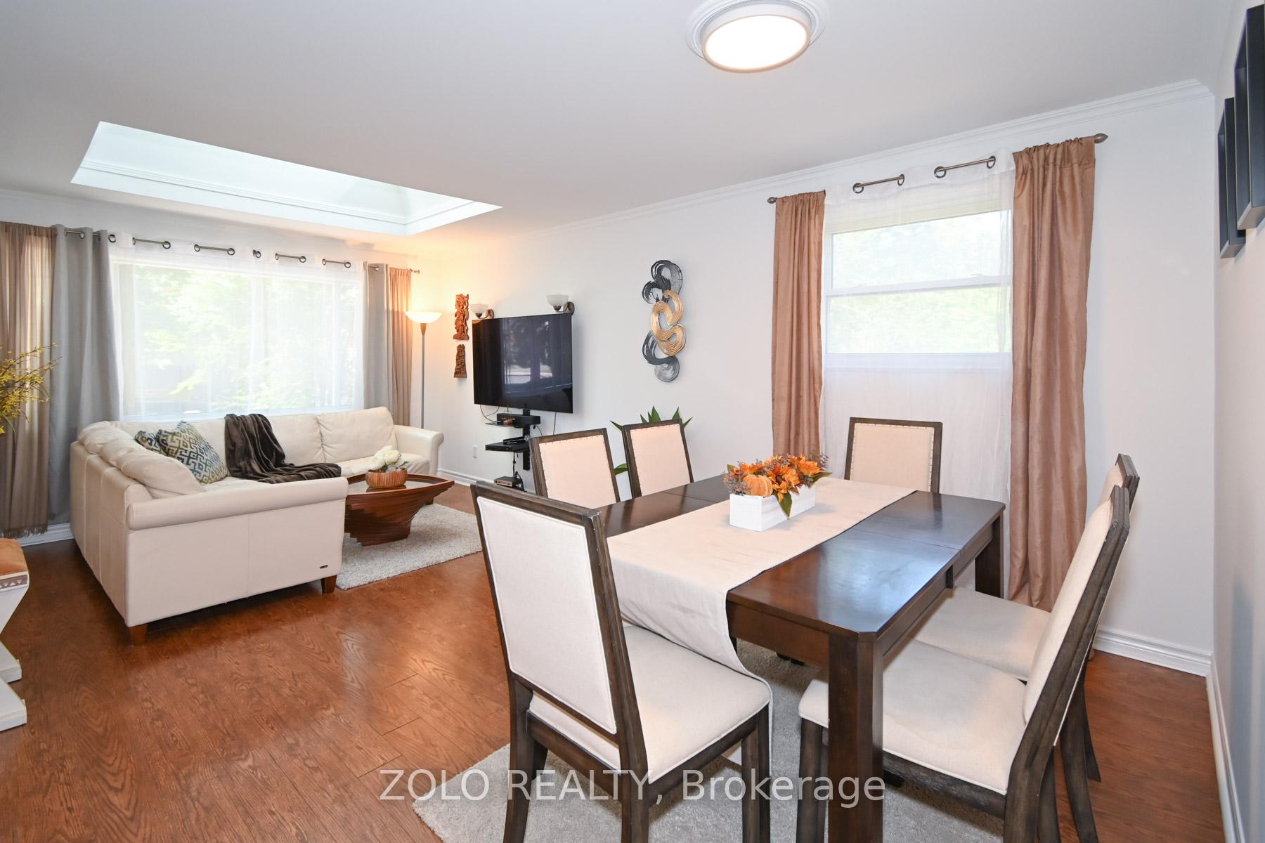 Photo 4 of 17 Glenfield Crescent, Toronto, O'Connor-Parkview — HOMEH