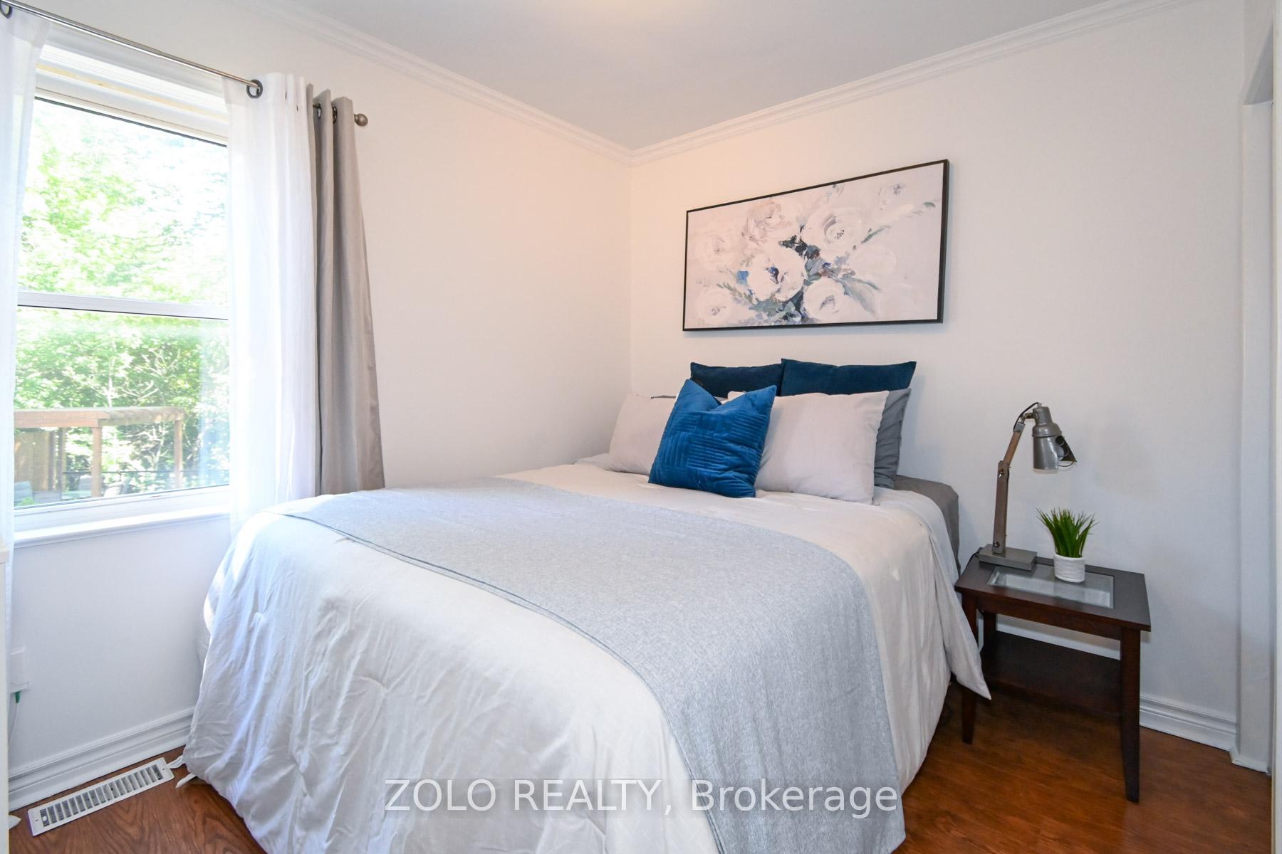 Photo 12 of 17 Glenfield Crescent, Toronto, O'Connor-Parkview — HOMEH